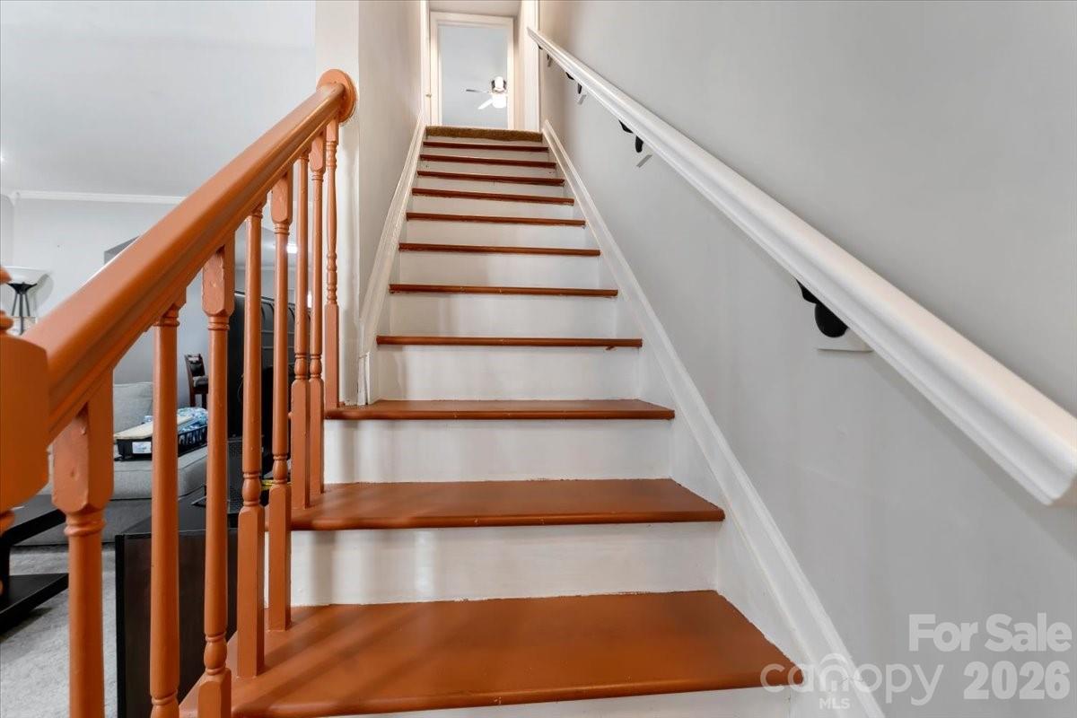 7920 Shady Oak Trail Property Photo 14
