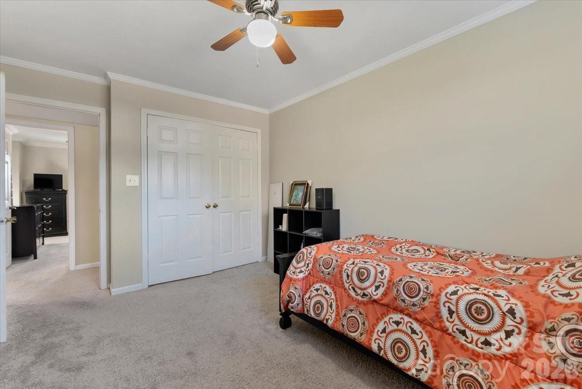 7920 Shady Oak Trail Property Photo 18