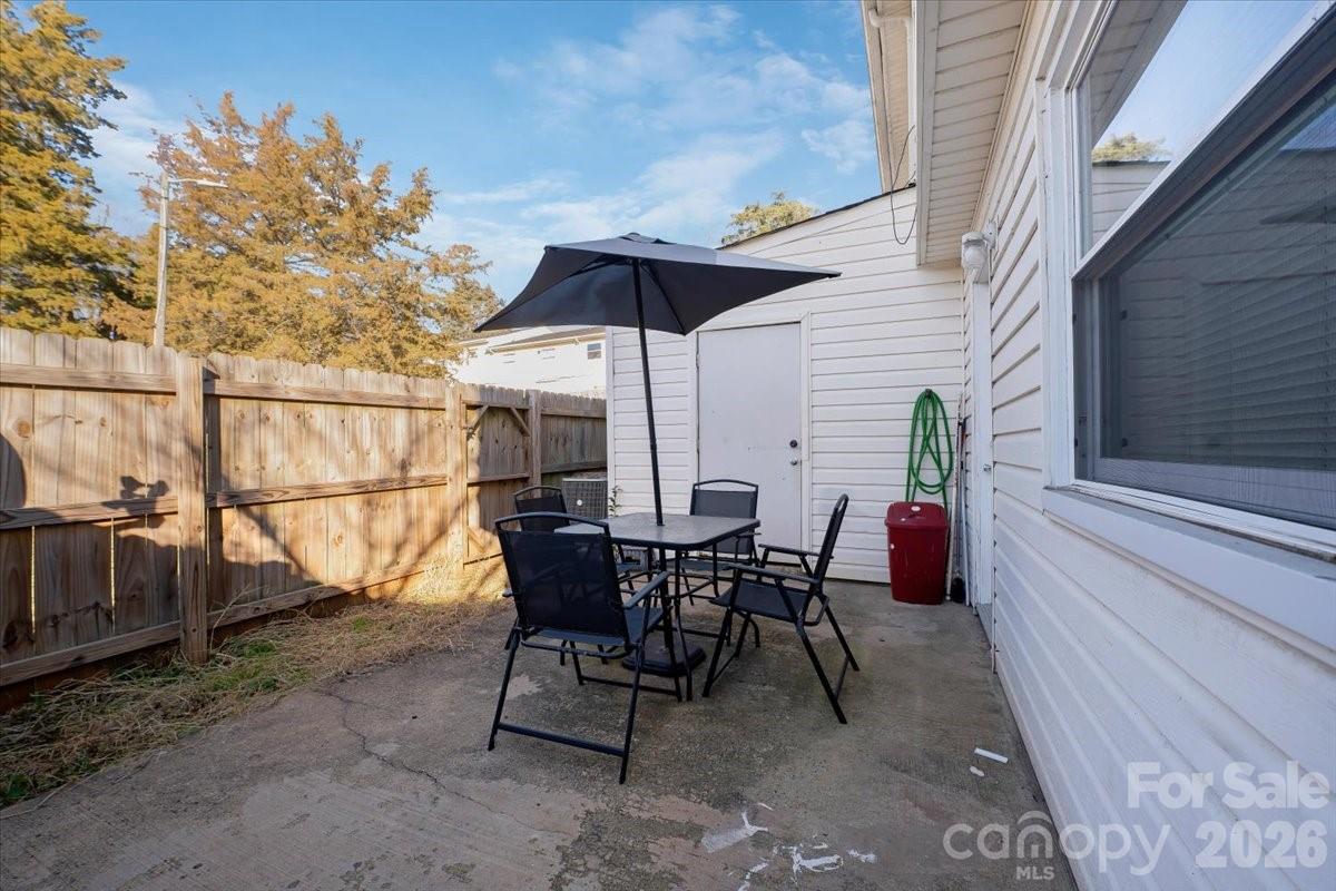7920 Shady Oak Trail Property Photo 26