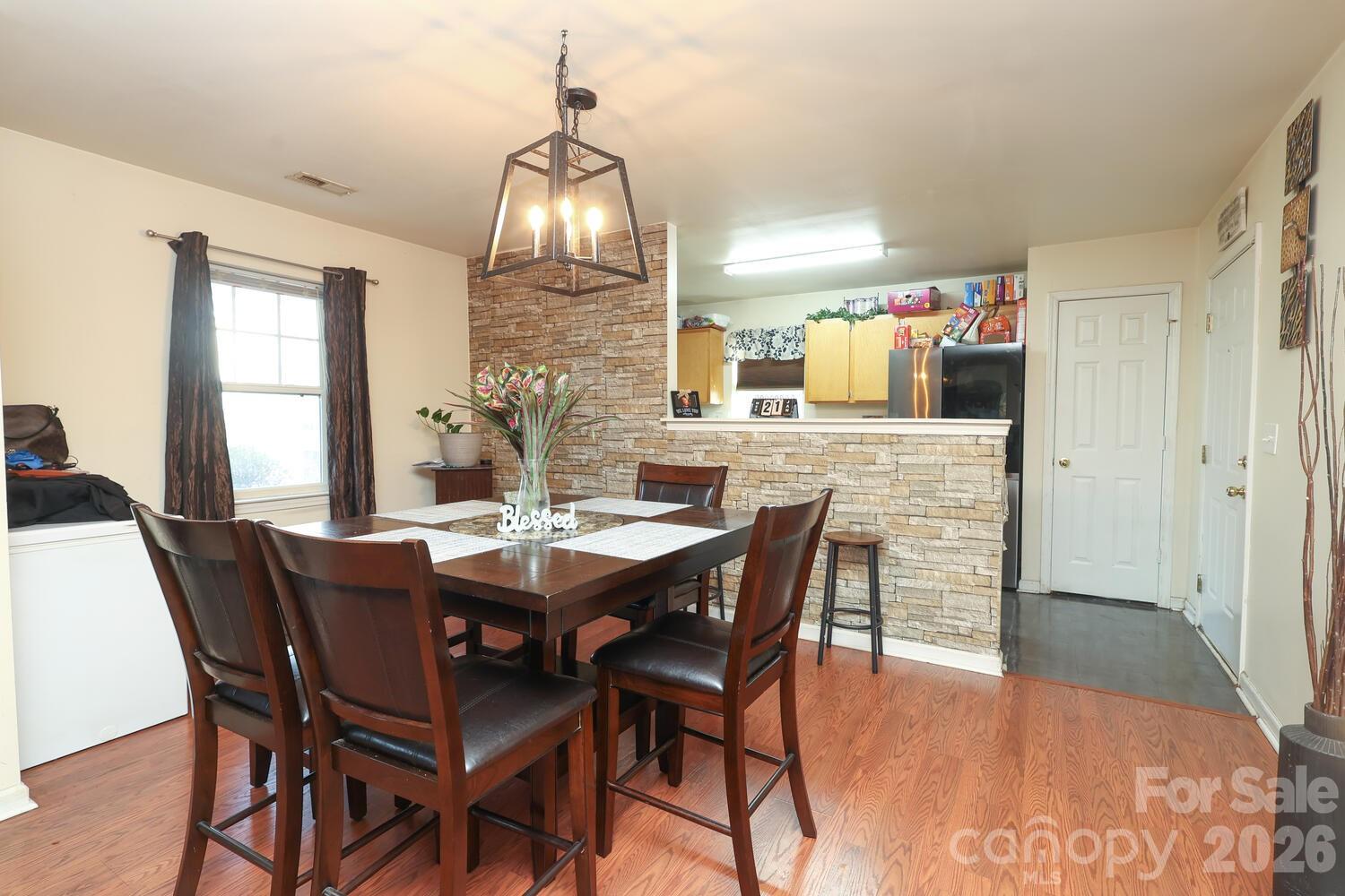 505 Campus Street Property Photo 10