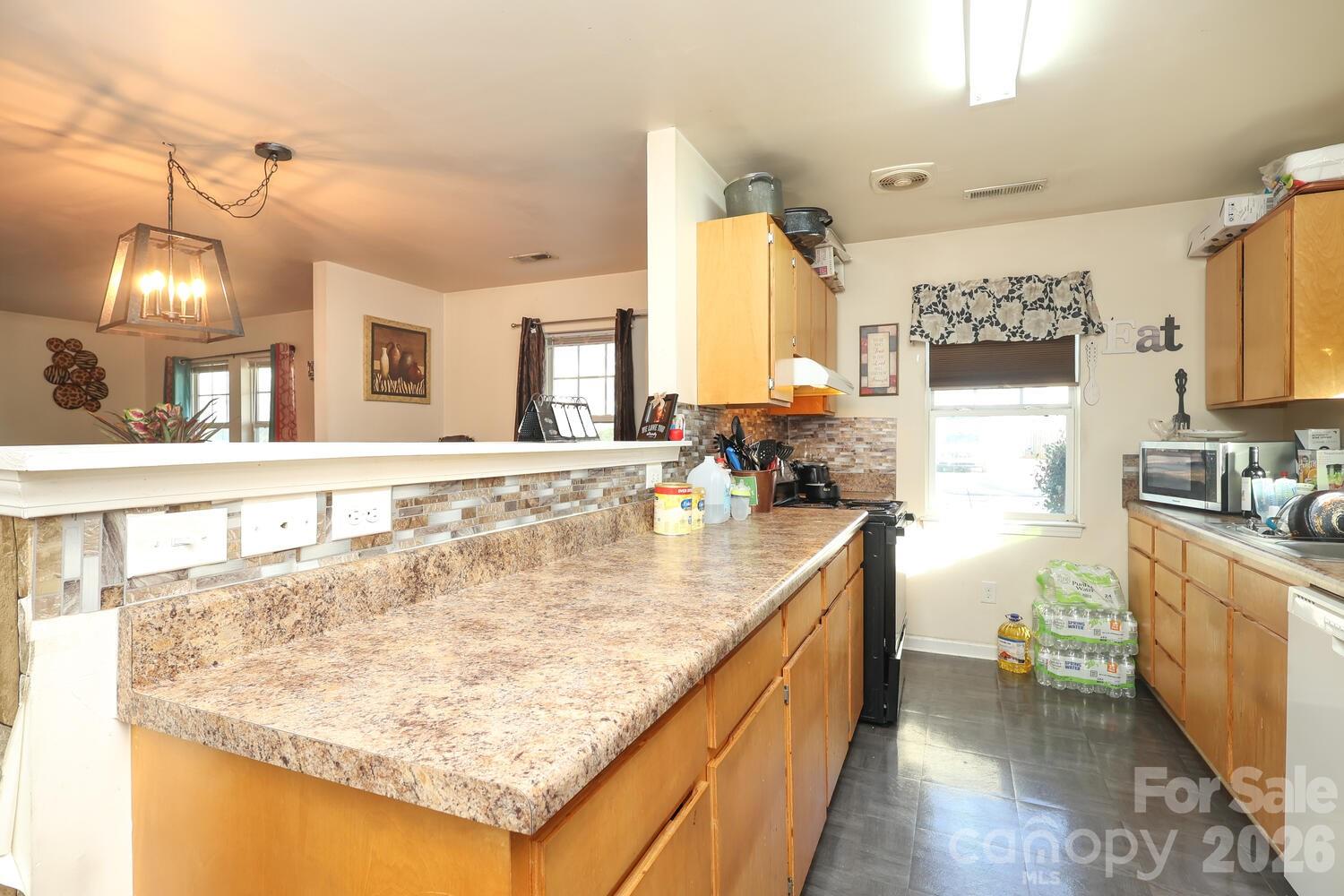 505 Campus Street Property Photo 11