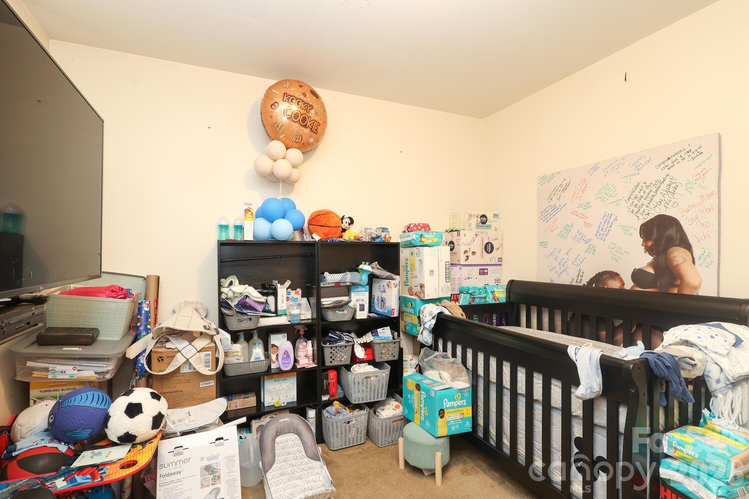 505 Campus Street Property Photo 16