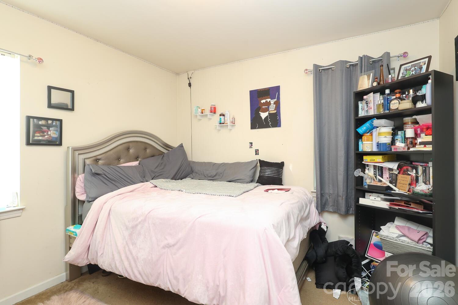 505 Campus Street Property Photo 17