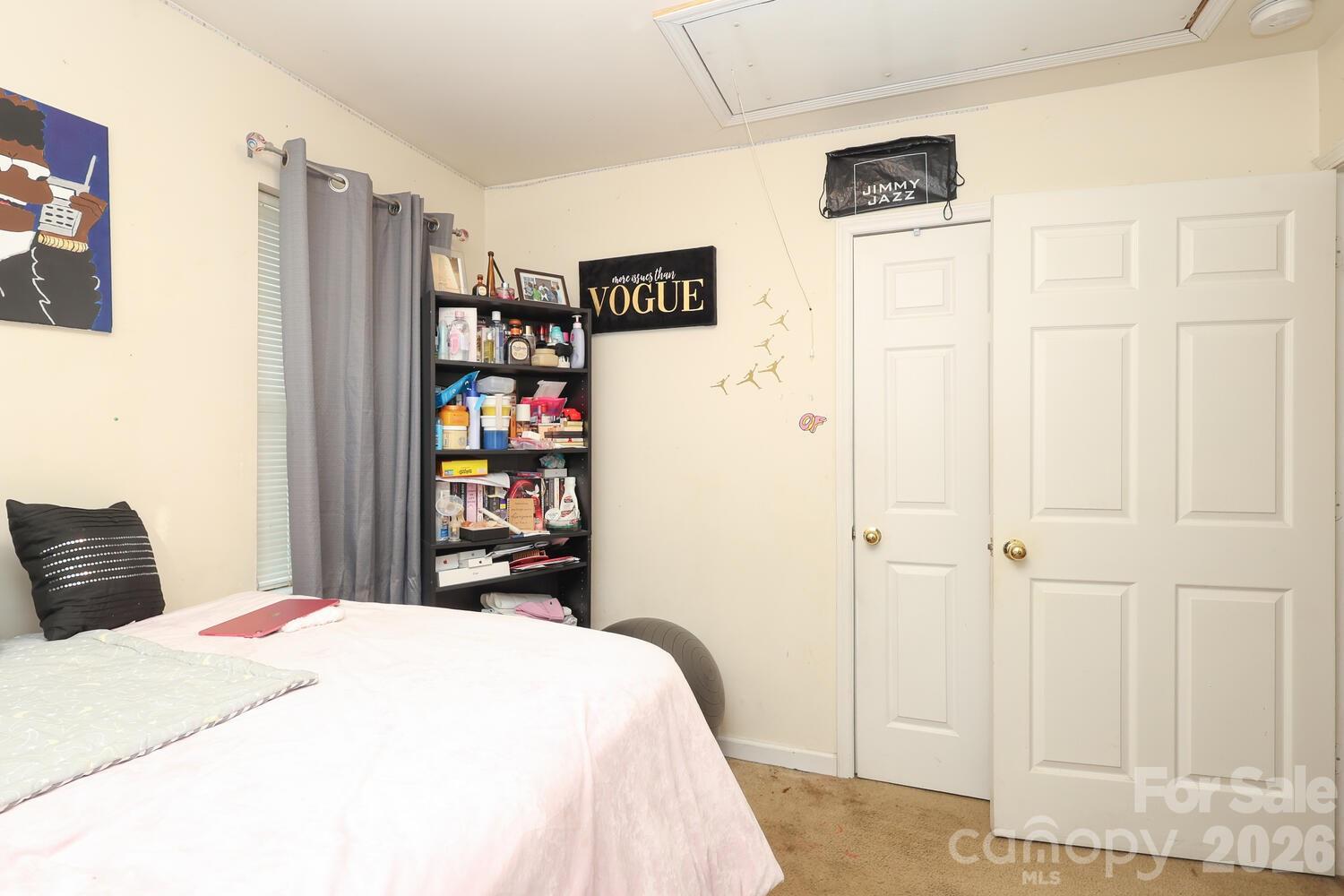 505 Campus Street Property Photo 18