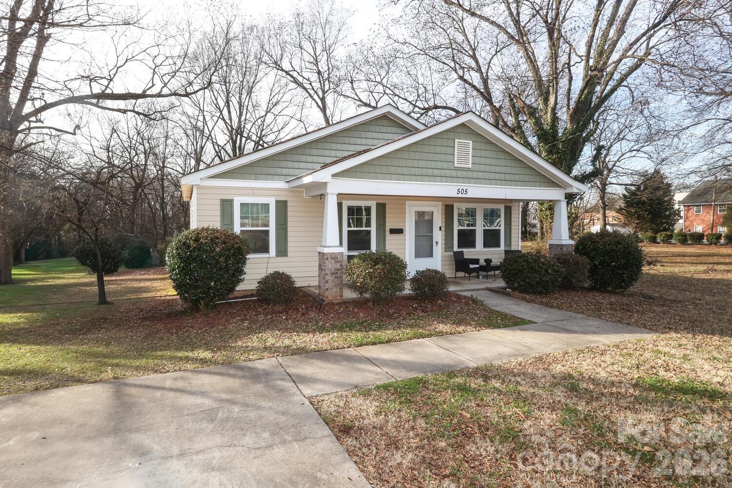 505 Campus Street Property Photo 41