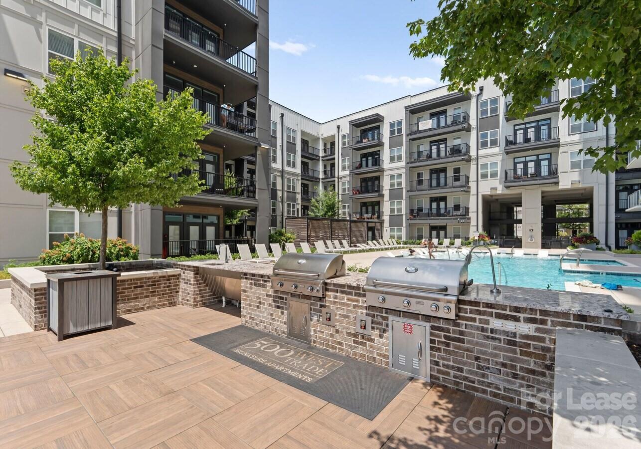 500 W Trade Street B3 Property Photo 18