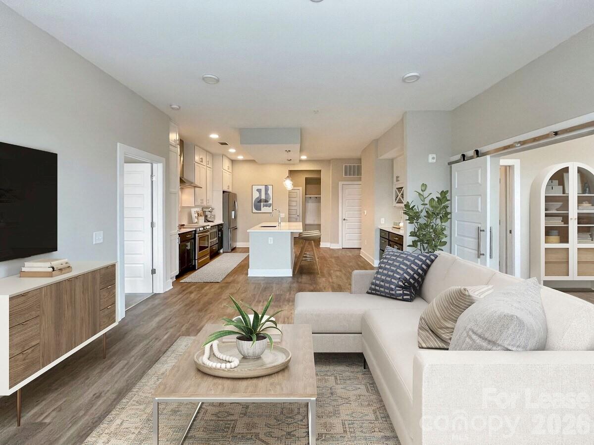 500 W Trade Street B3 Property Photo 40