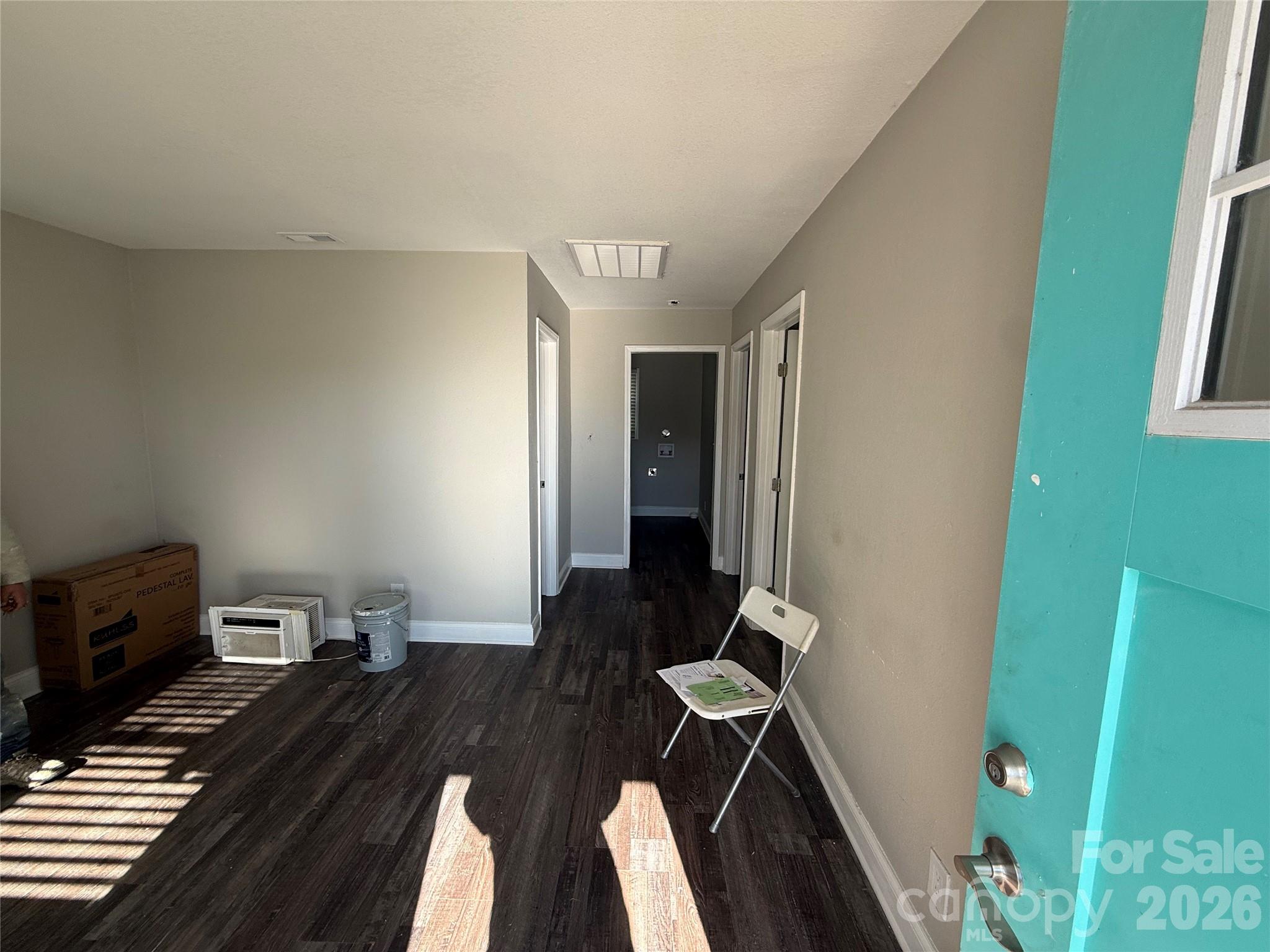 2479 Julia Avenue Property Photo 6