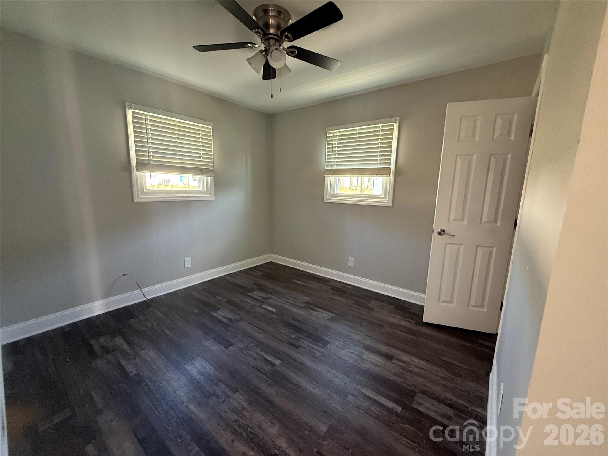 2479 Julia Avenue Property Photo 8