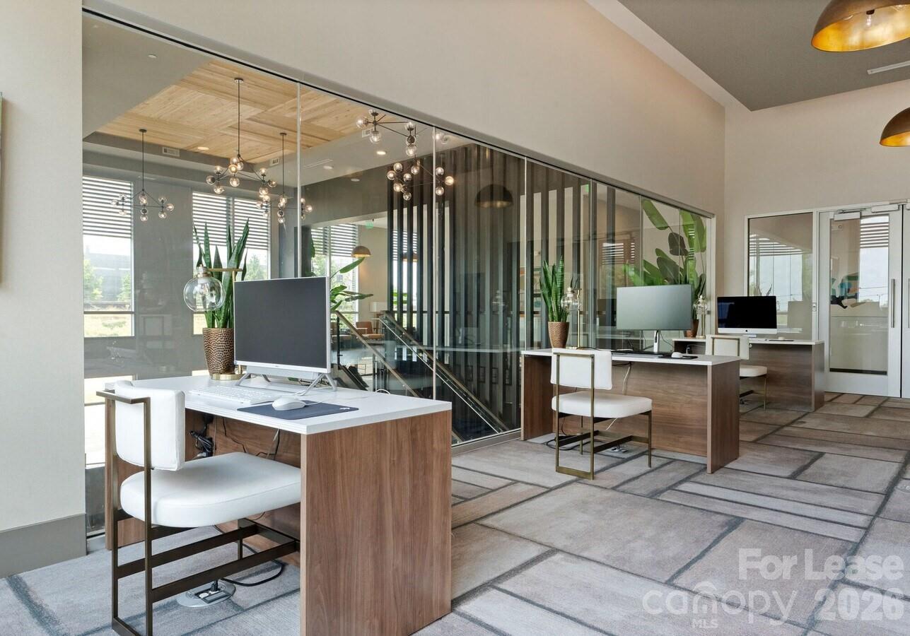 500 W Trade Street A1.t Property Photo 6