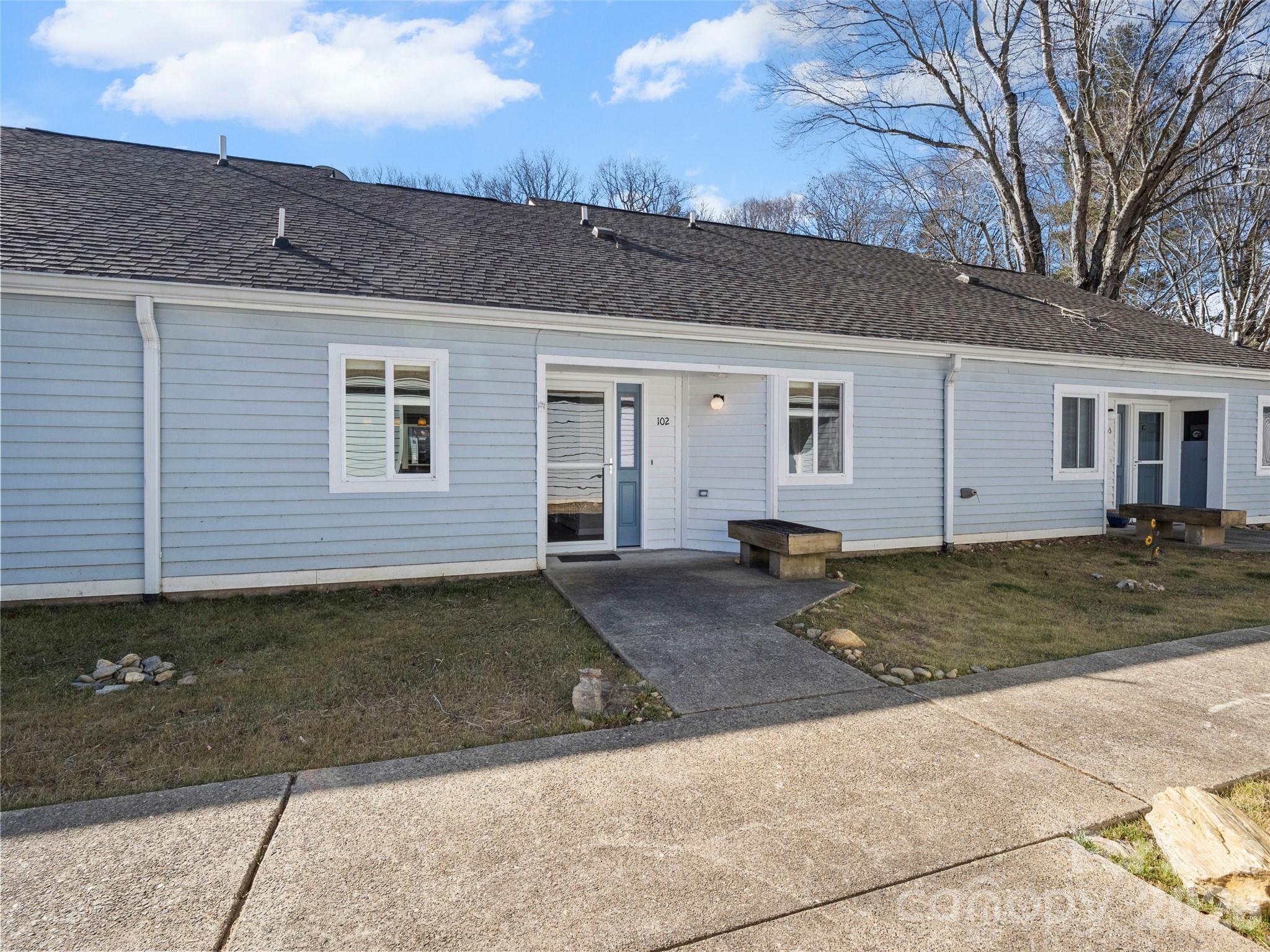 102 Llama Way Property Photo 2