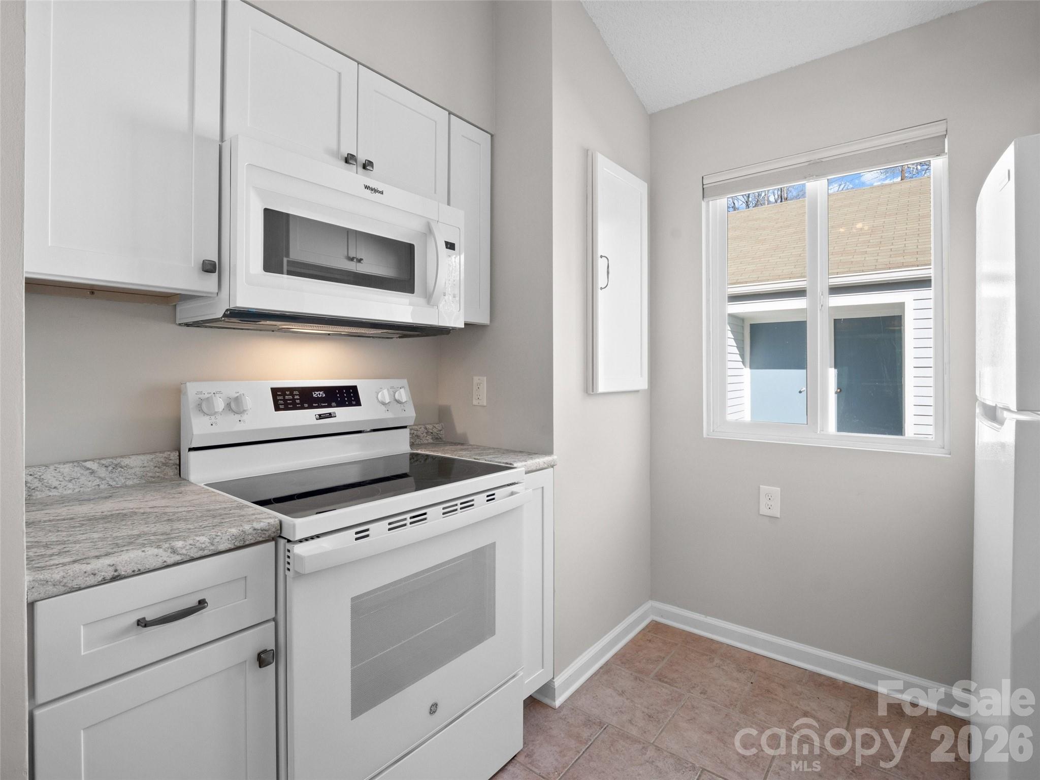 102 Llama Way Property Photo 12