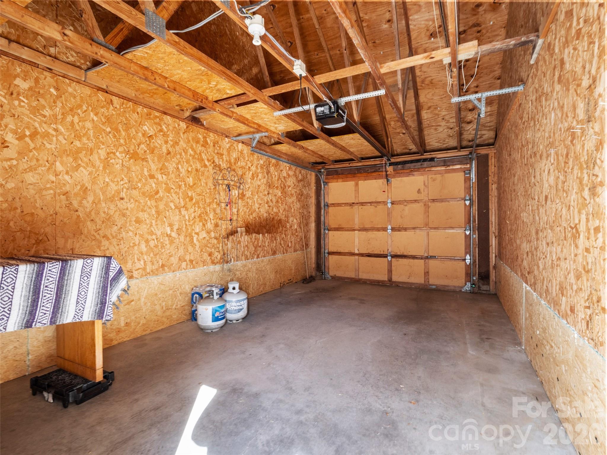 102 Llama Way Property Photo 27