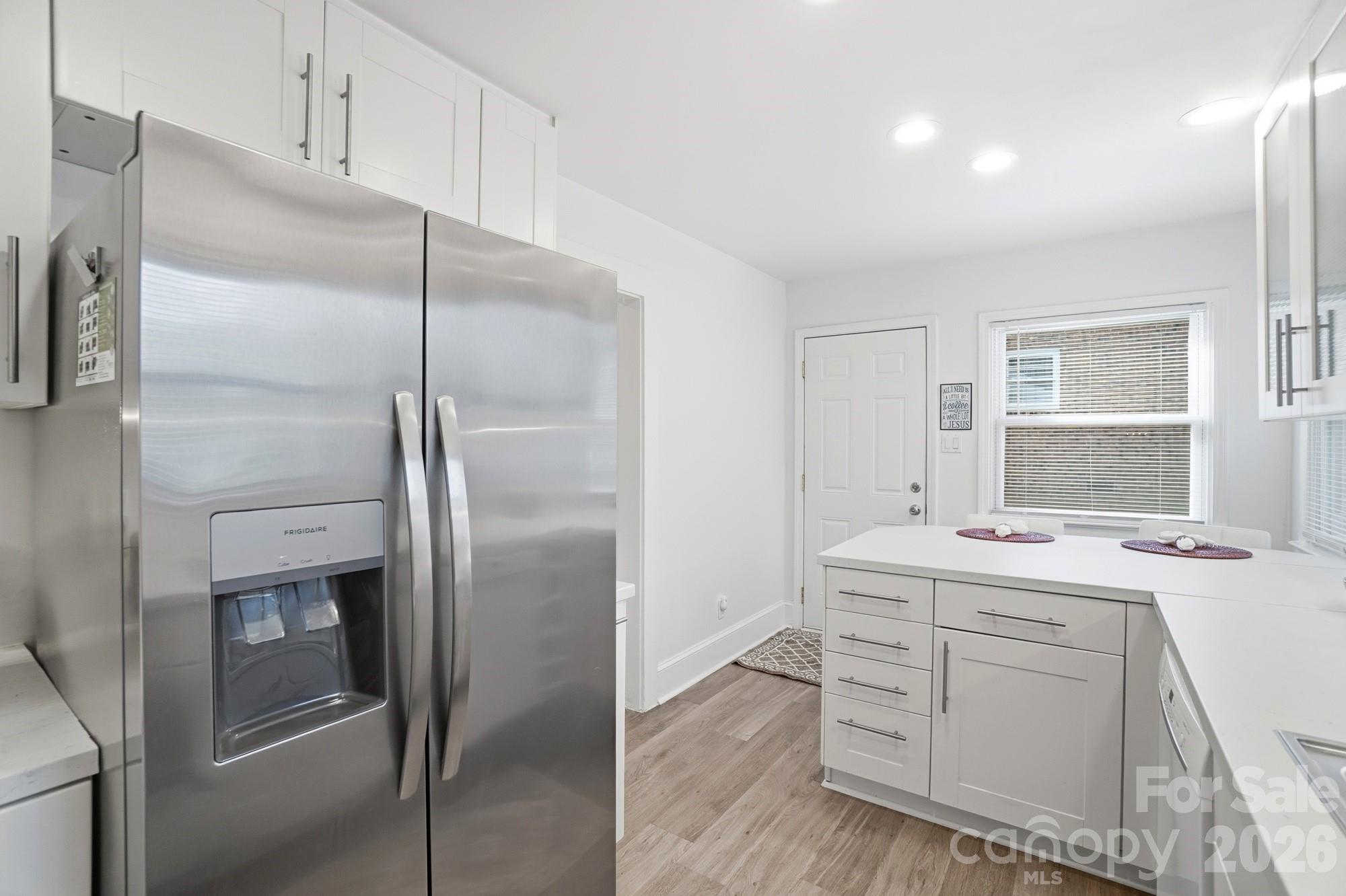 406 N Thompson Street Property Photo 14