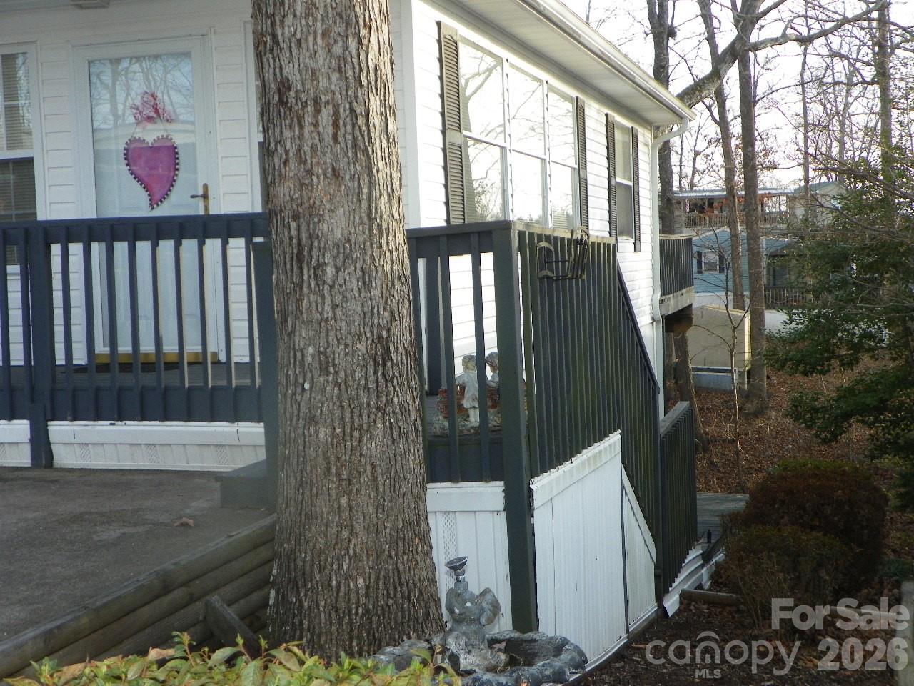 133 Pier Avenue Property Photo 3