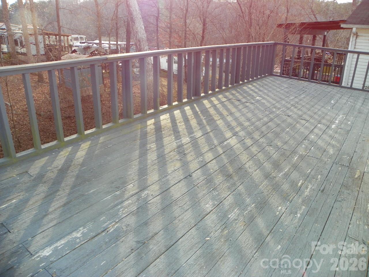 133 Pier Avenue Property Photo 5