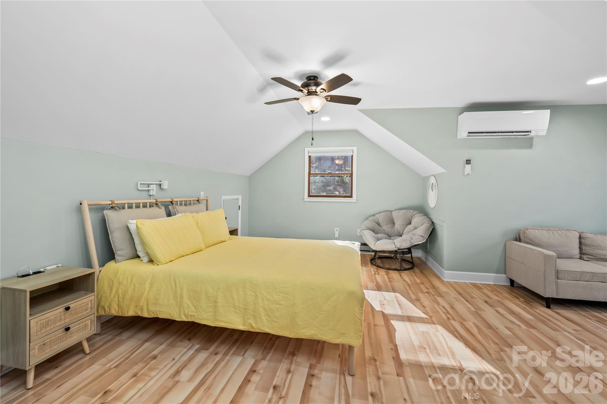 52 Treanors Place Property Photo 12
