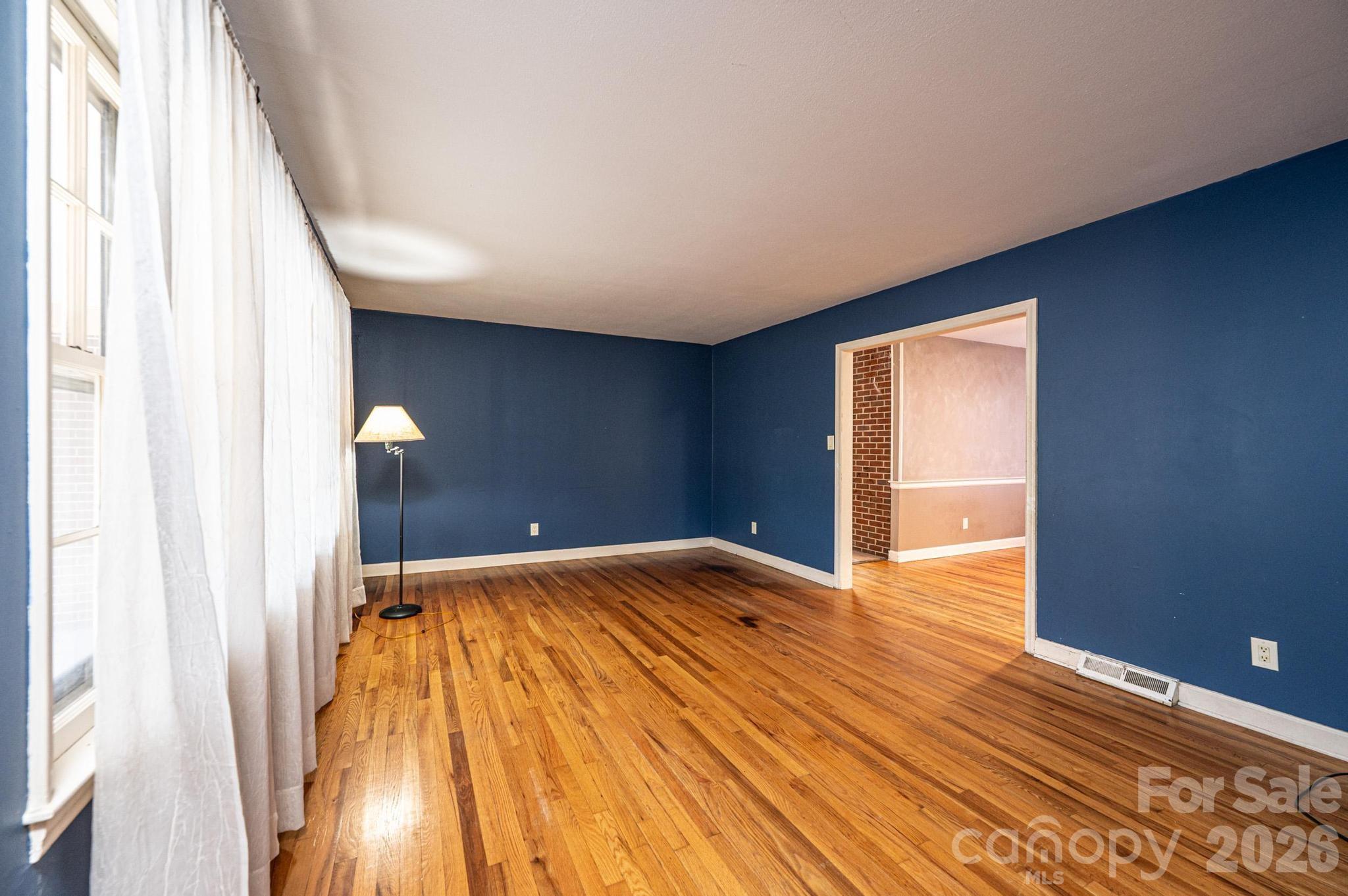 620 Diamondhead Drive Property Photo 8