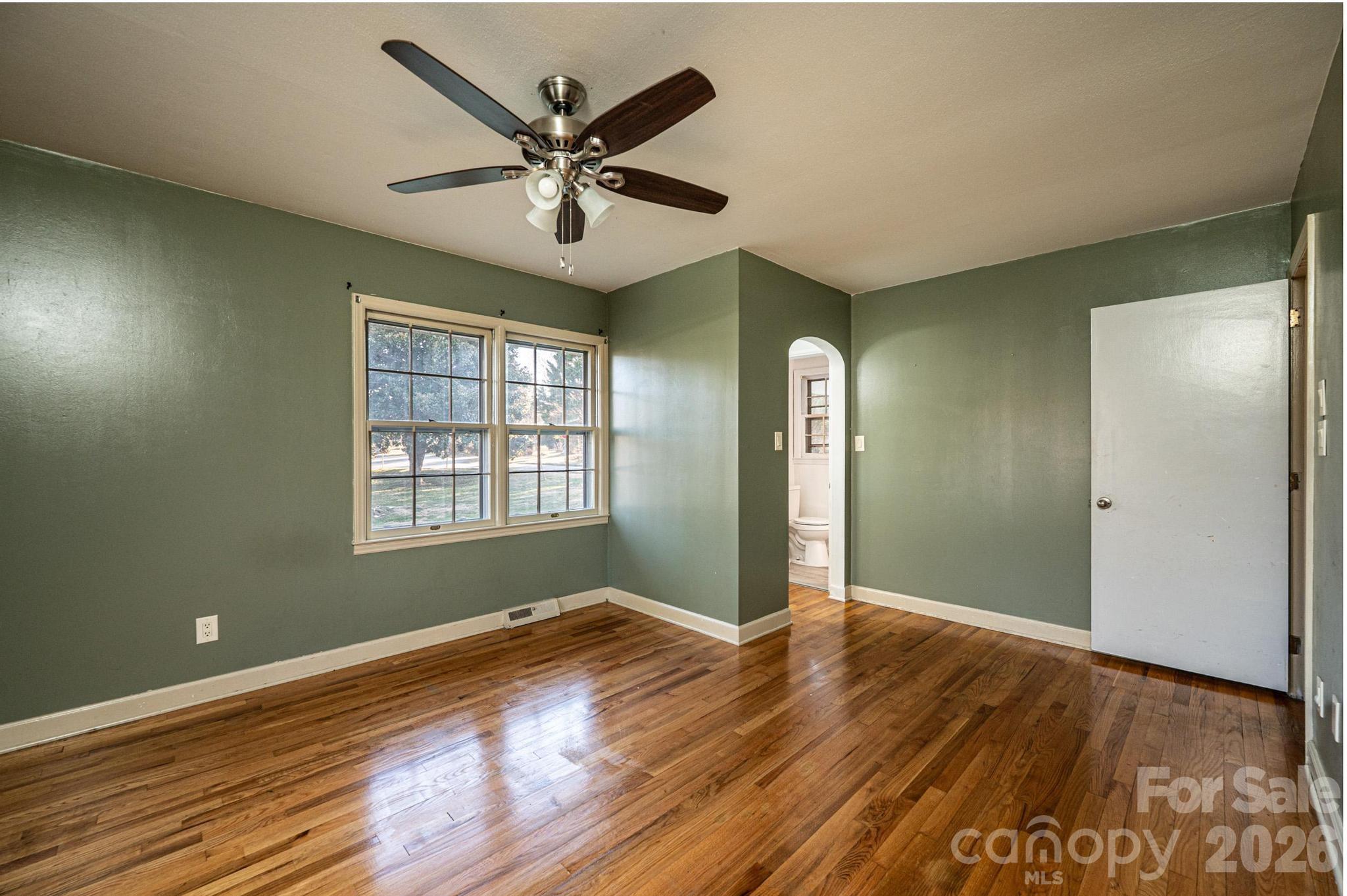620 Diamondhead Drive Property Photo 10