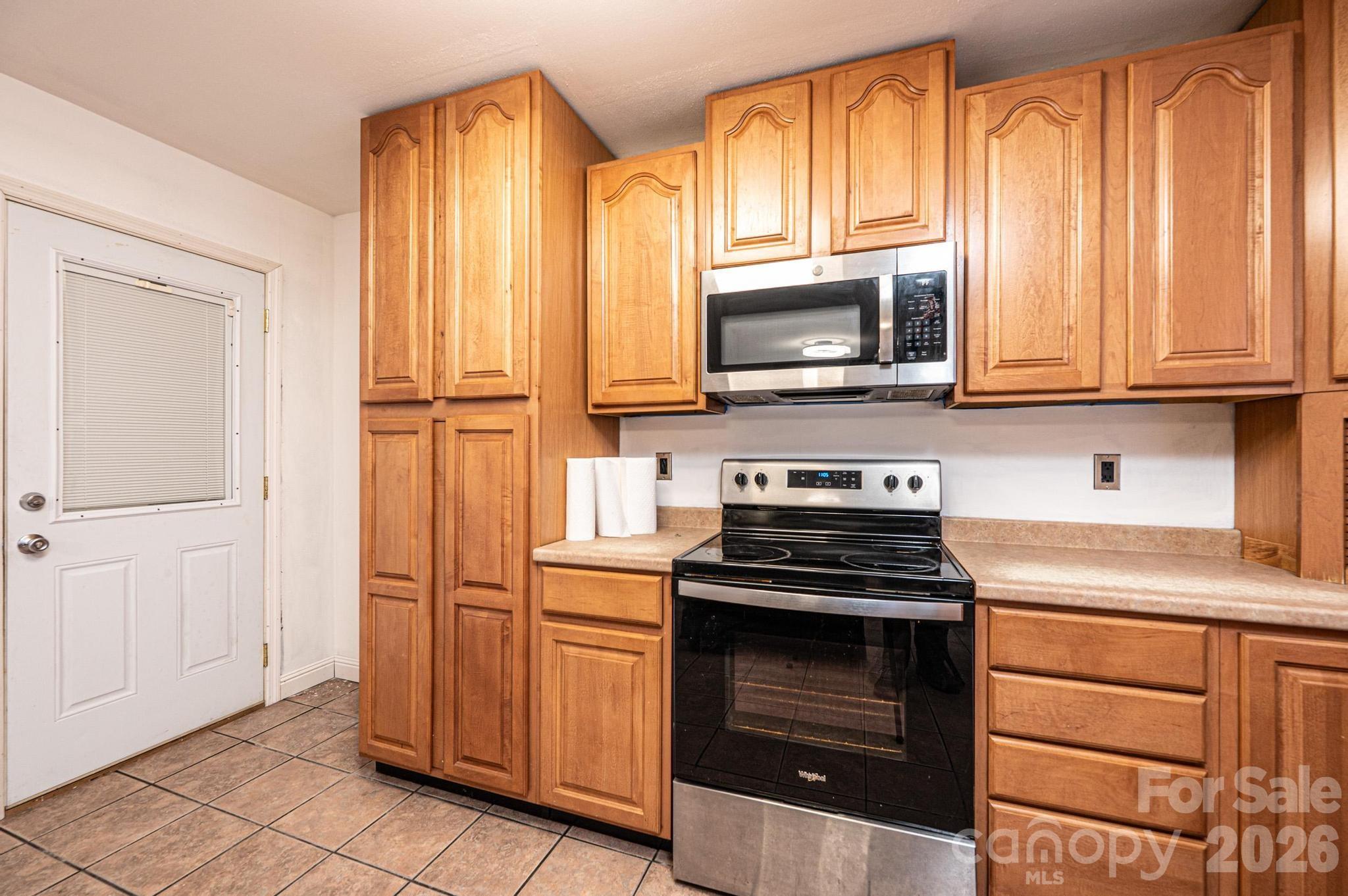620 Diamondhead Drive Property Photo 18