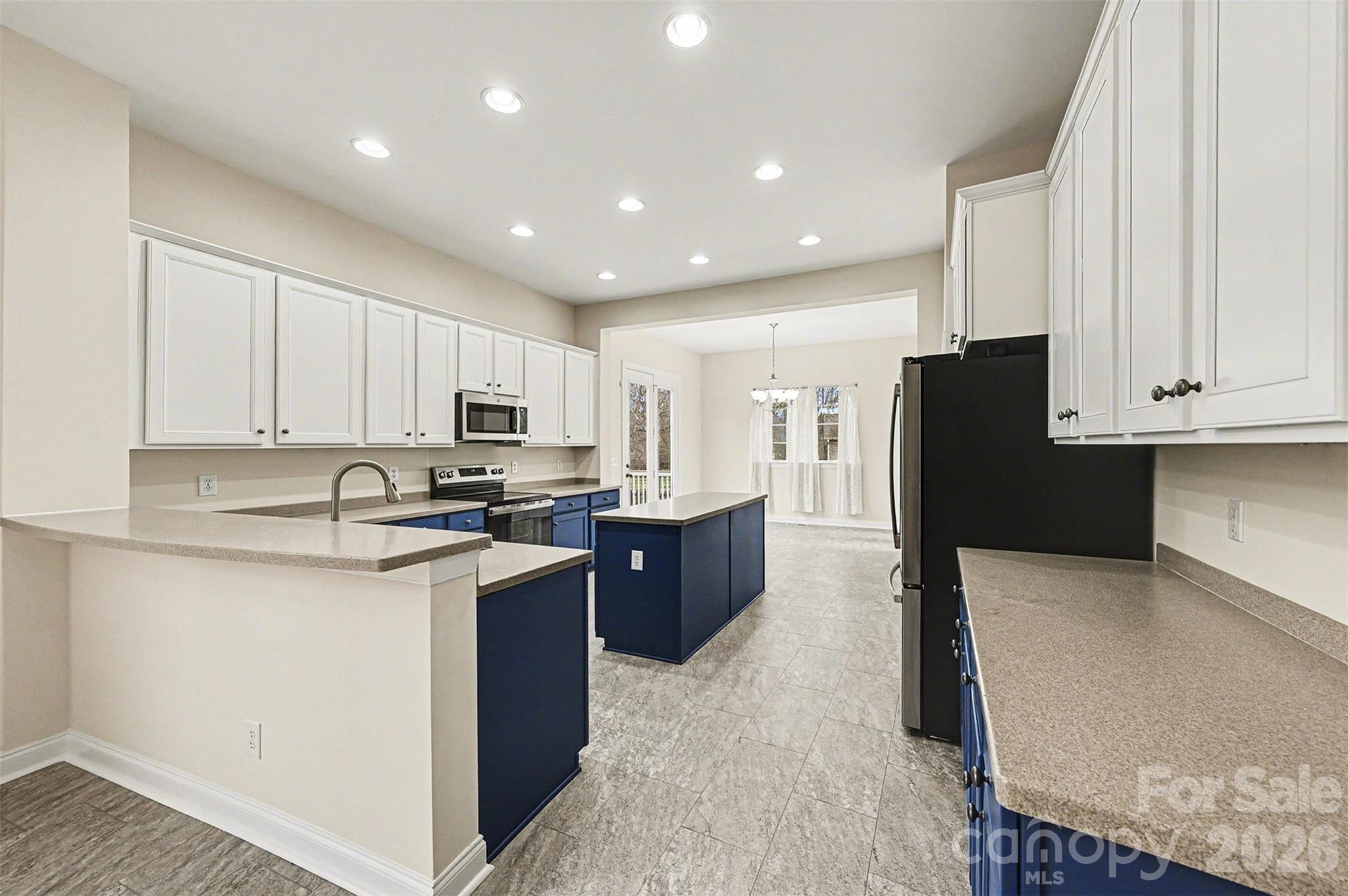 1305 Linden Glen Drive Property Photo 13