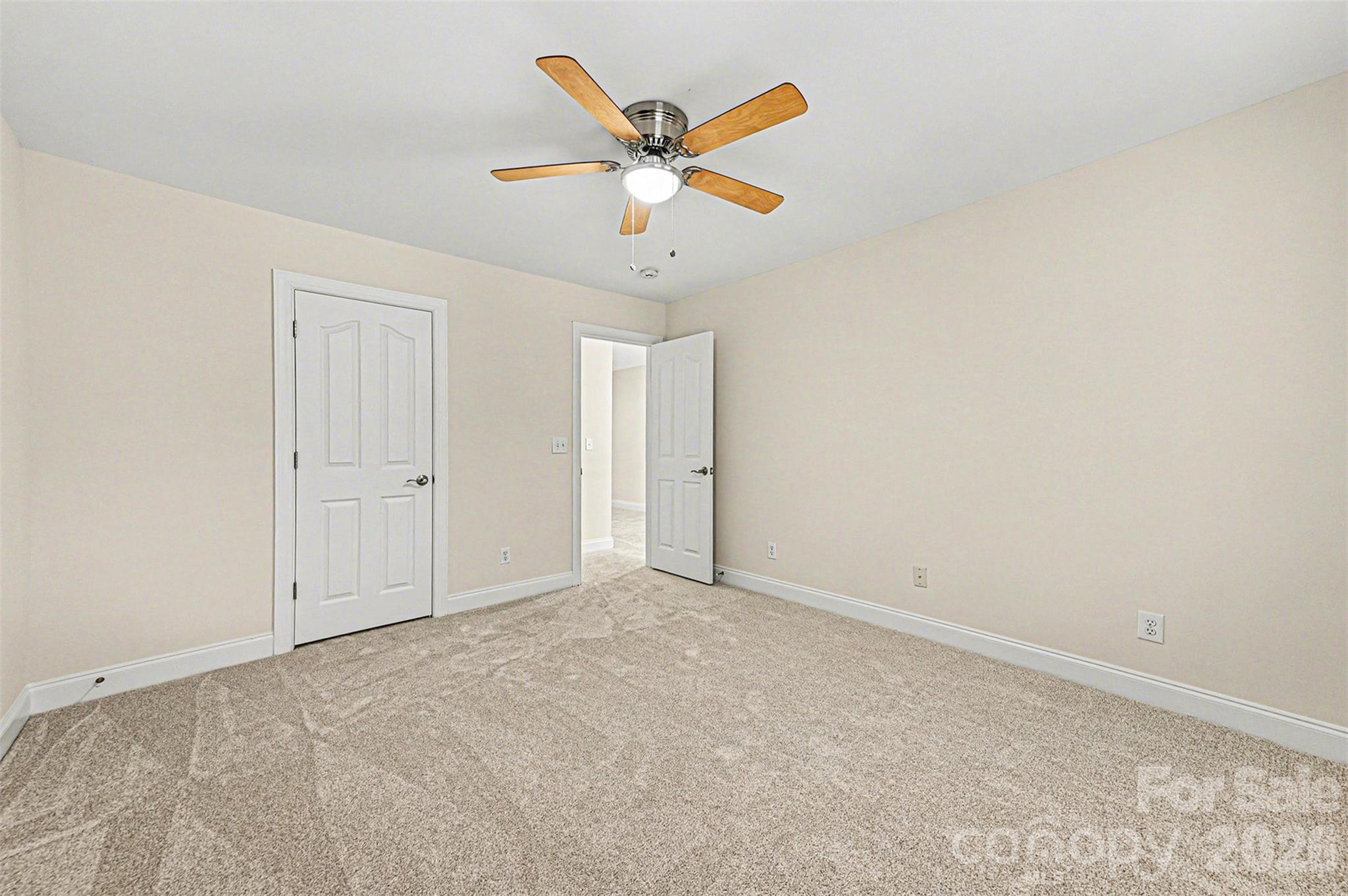 1305 Linden Glen Drive Property Photo 18