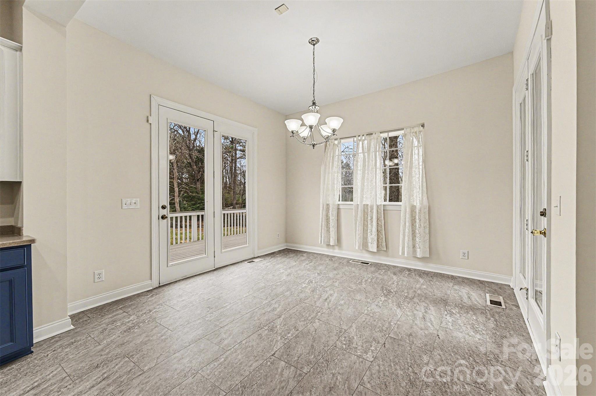 1305 Linden Glen Drive Property Photo 40