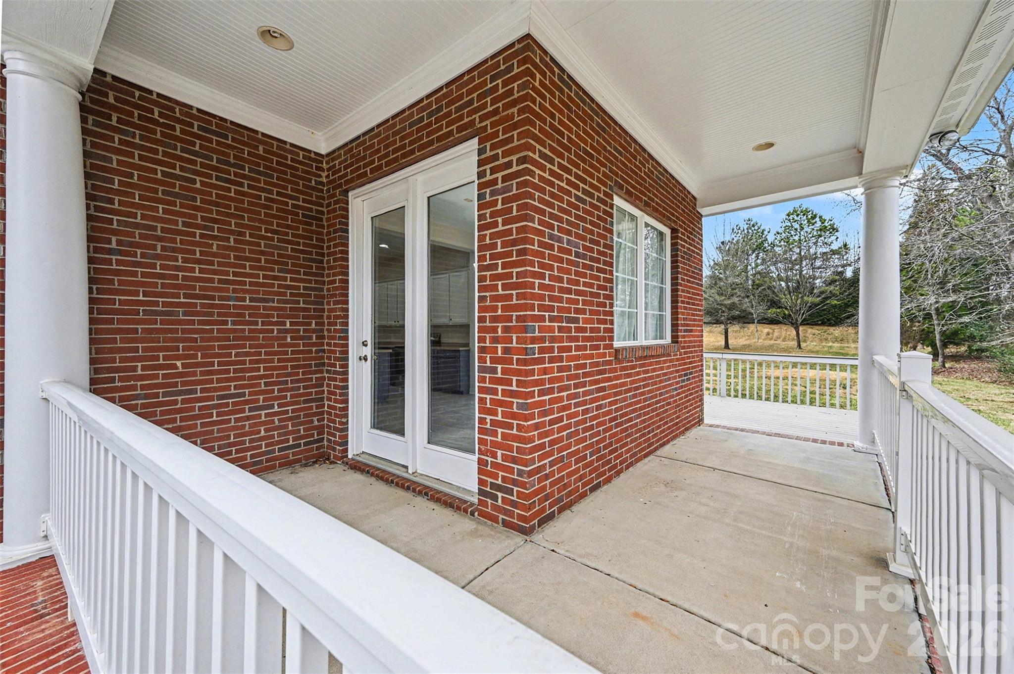 1305 Linden Glen Drive Property Photo 41