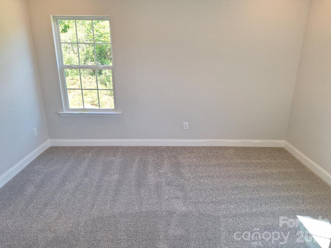 192 Mountain Island Drive 13 Property Photo 11