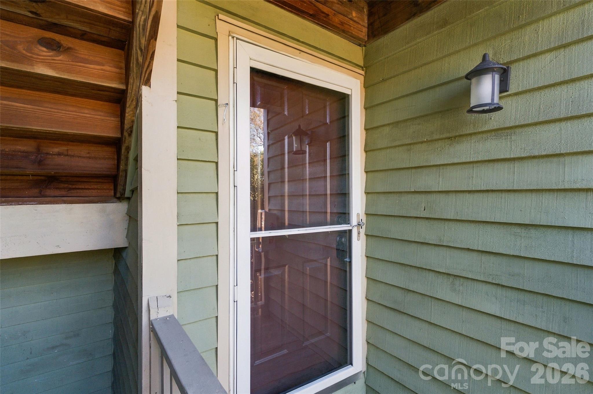 762 Marsh Road 7 Property Photo 5