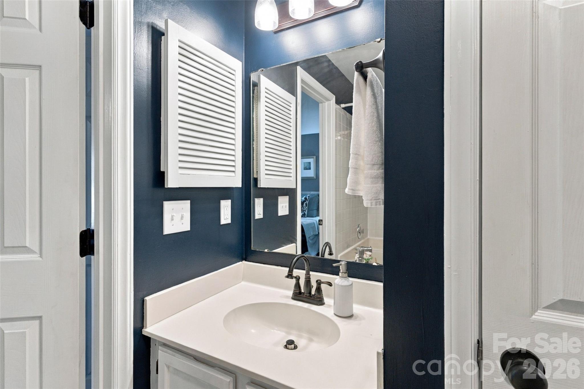 762 Marsh Road 7 Property Photo 28