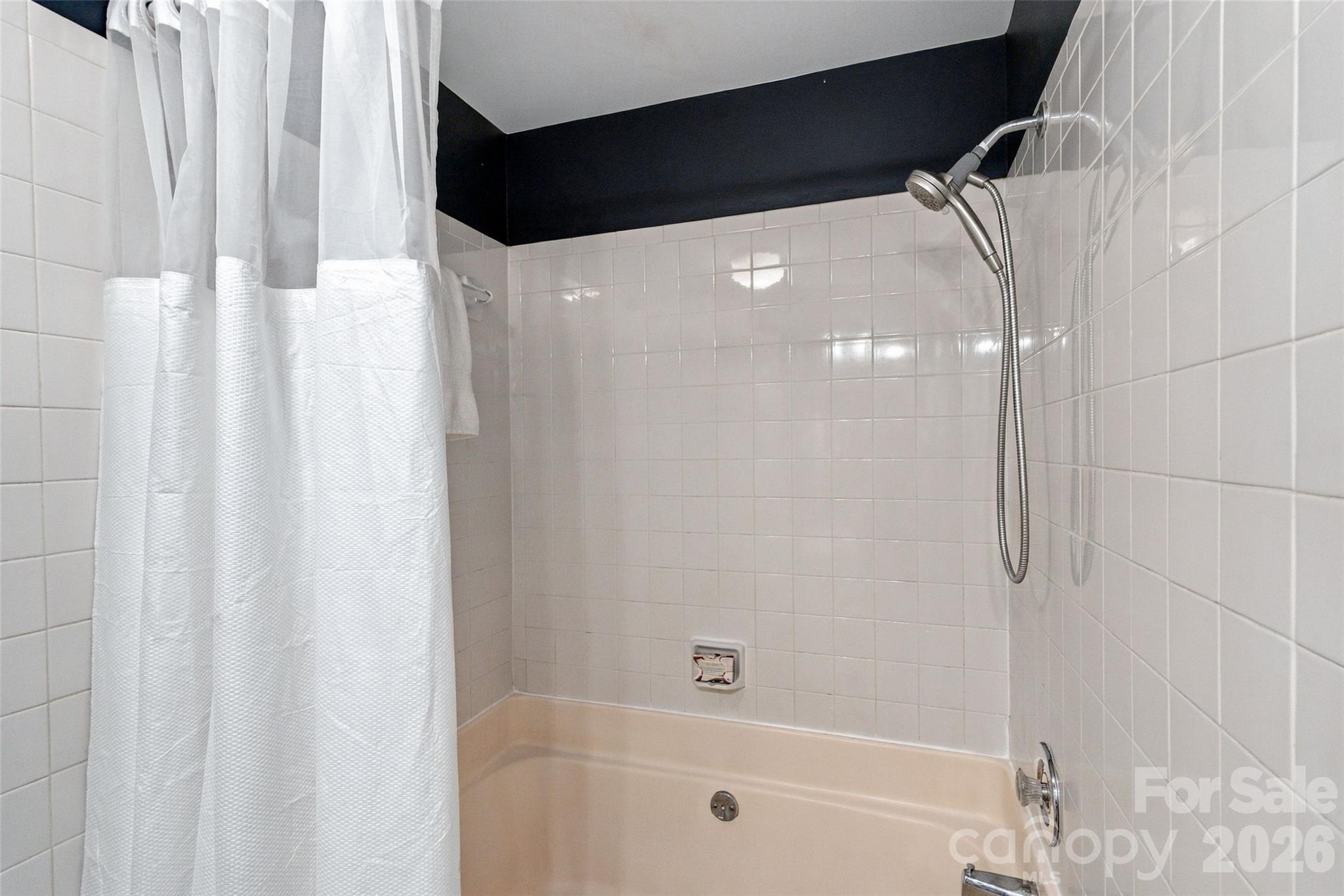 762 Marsh Road 7 Property Photo 29