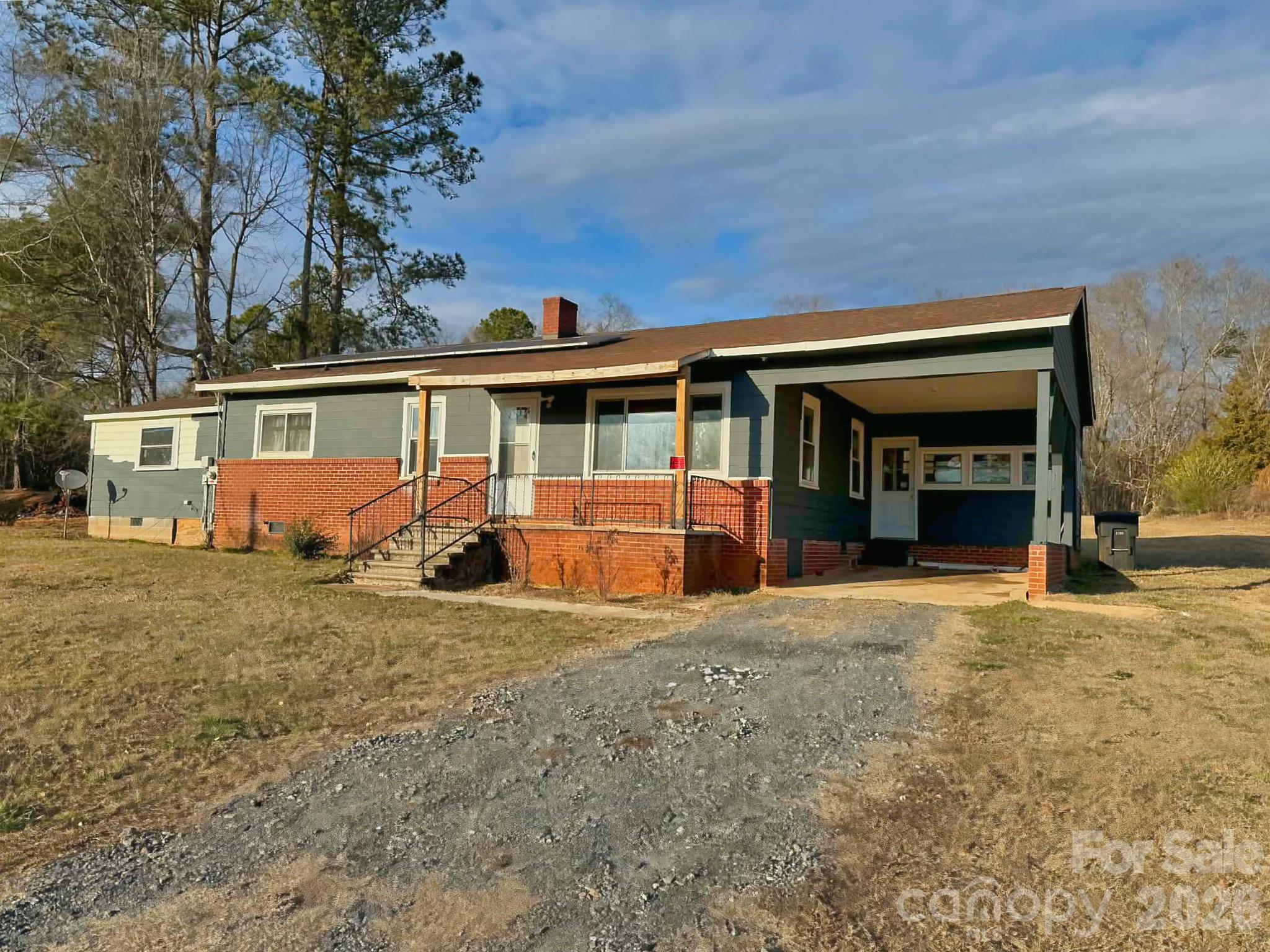 1677 Us 221a Highway Property Photo 1