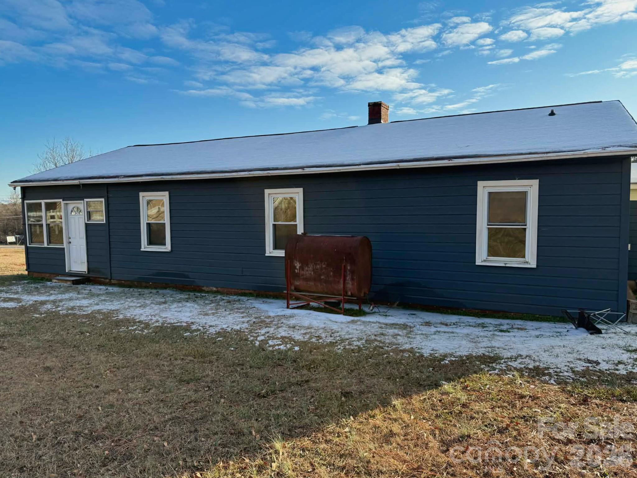 1677 Us 221a Highway Property Photo 3