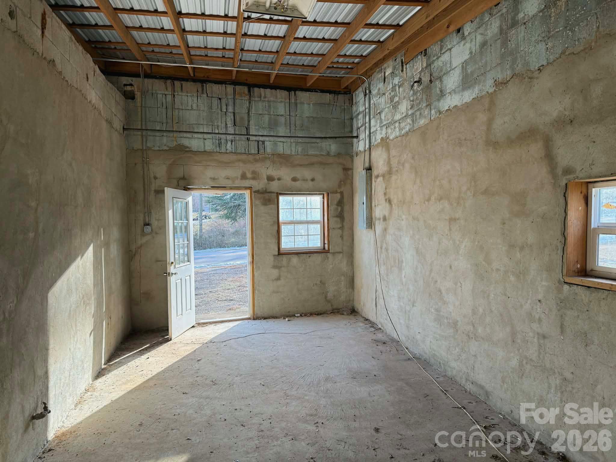 1677 Us 221a Highway Property Photo 20