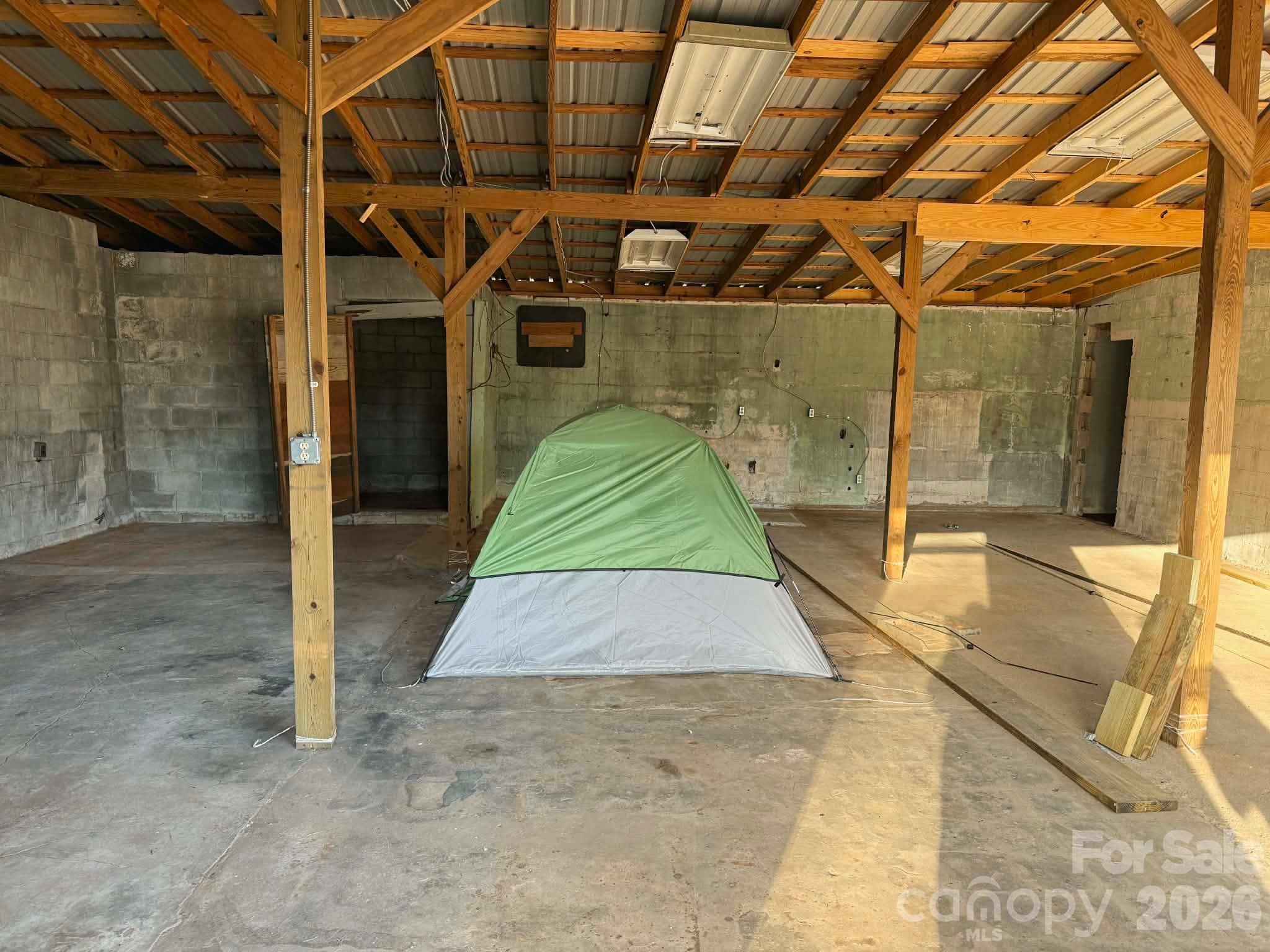 1677 Us 221a Highway Property Photo 22
