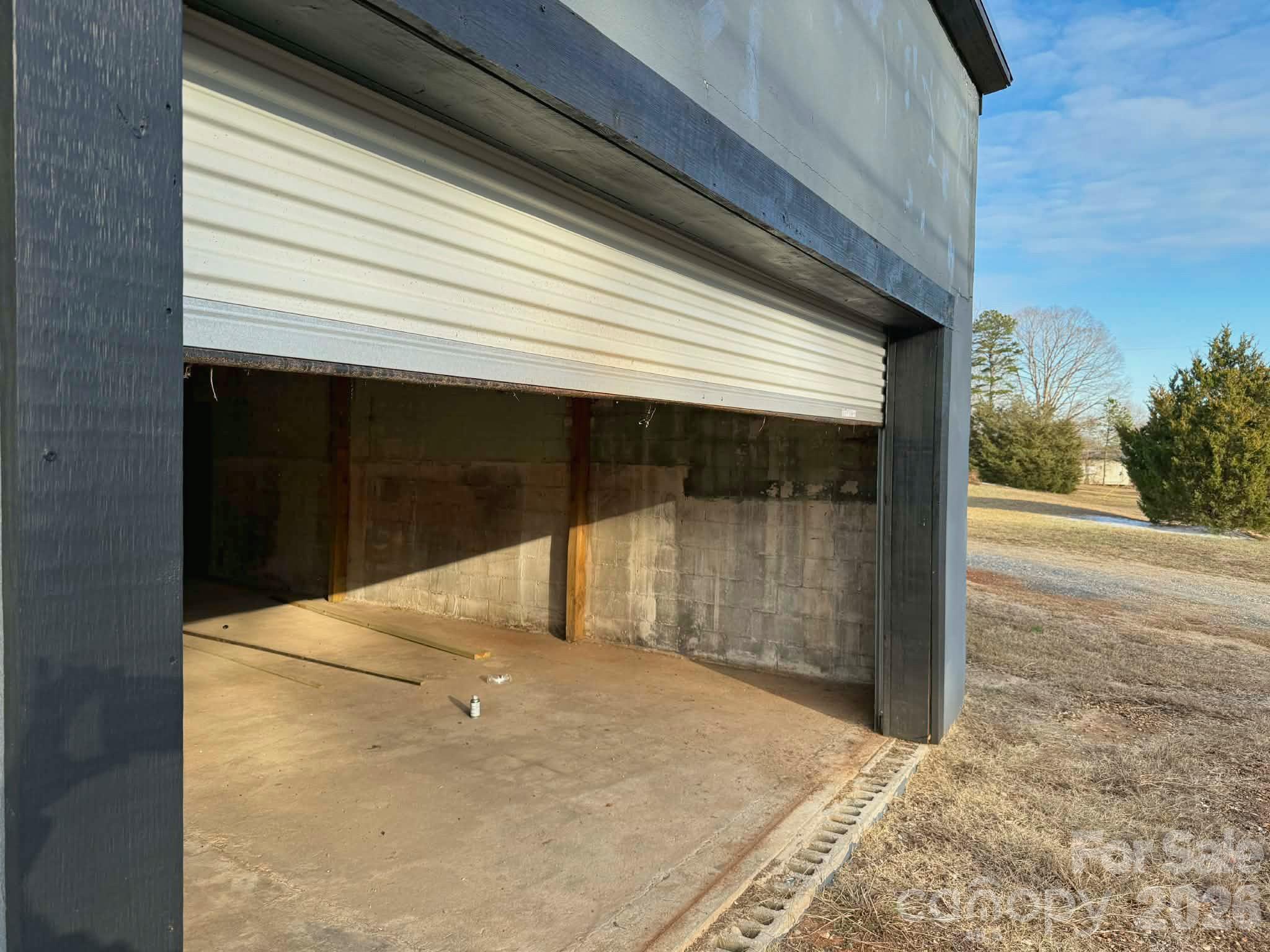 1677 Us 221a Highway Property Photo 24