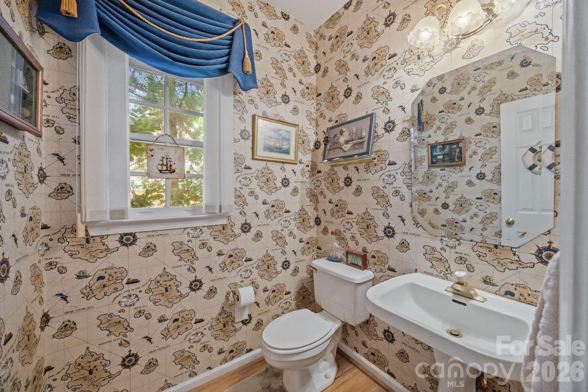 900 Muirfield Drive Property Photo 8