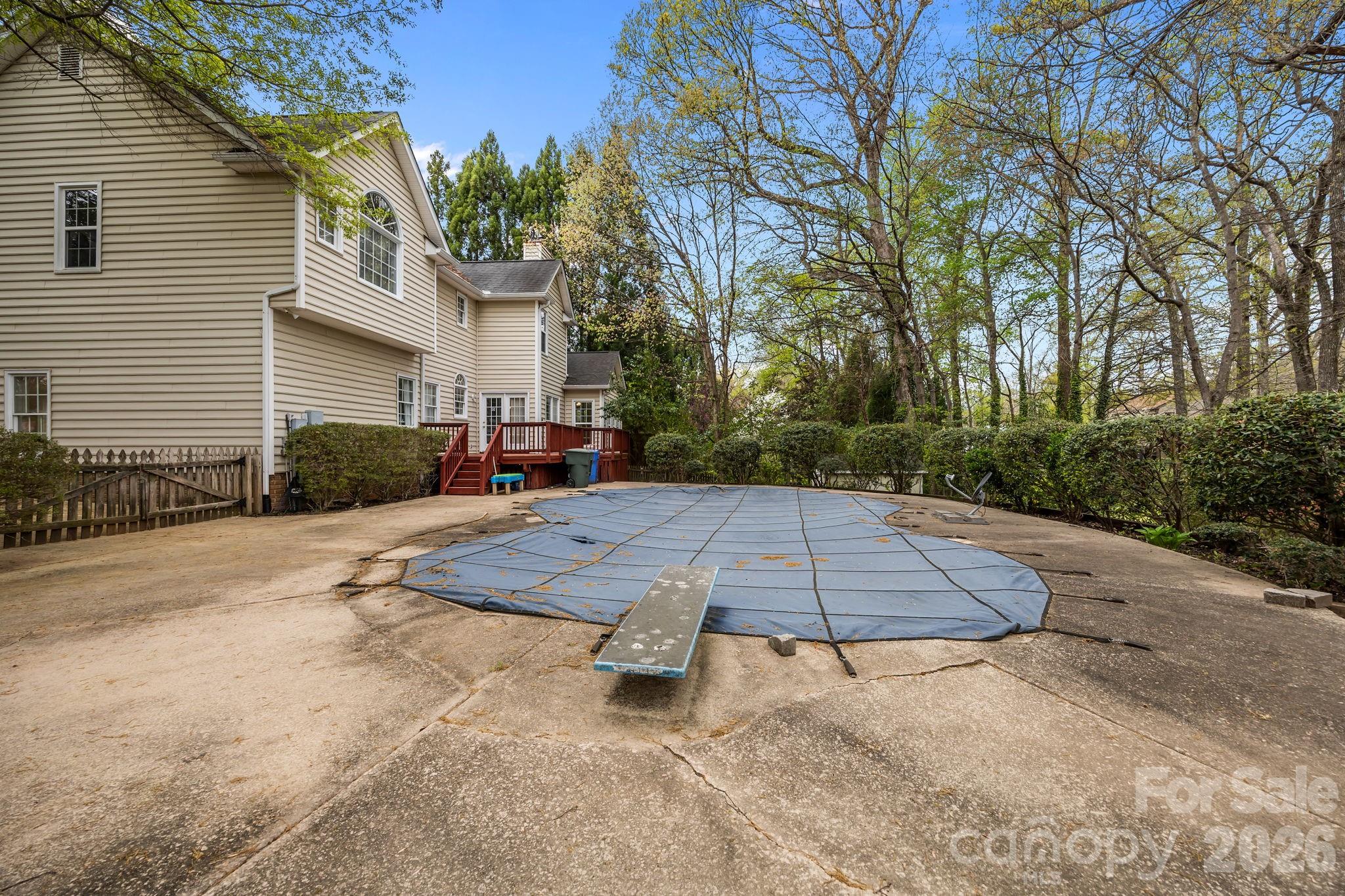 900 Muirfield Drive Property Photo 45