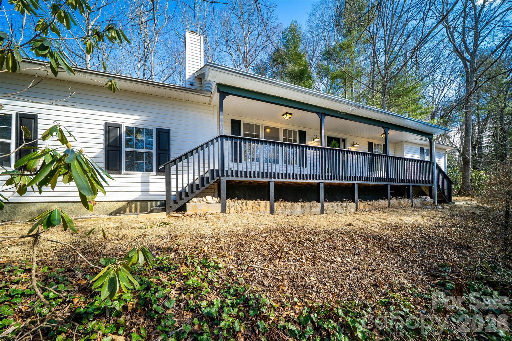 11 Twin Lakes Drive Property Photo 1