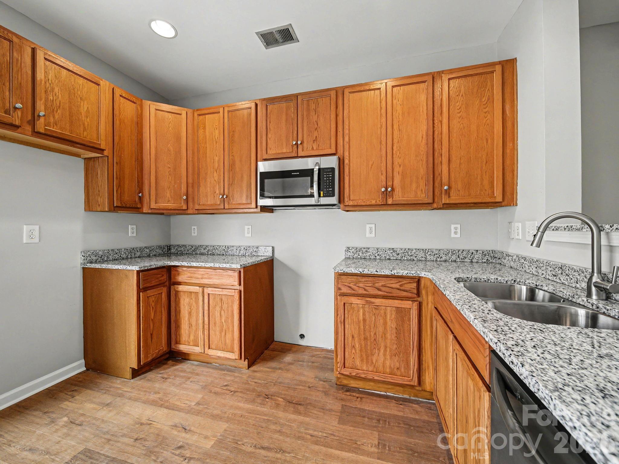 503 Delta Drive Property Photo 5
