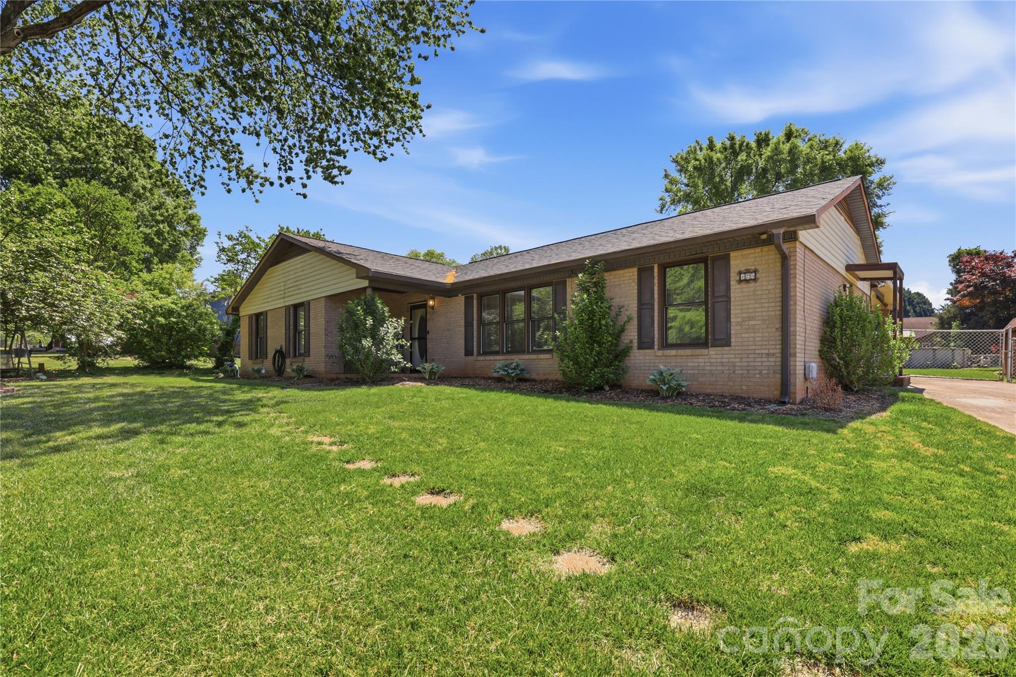 125 Southwood Park Road Property Photo 8