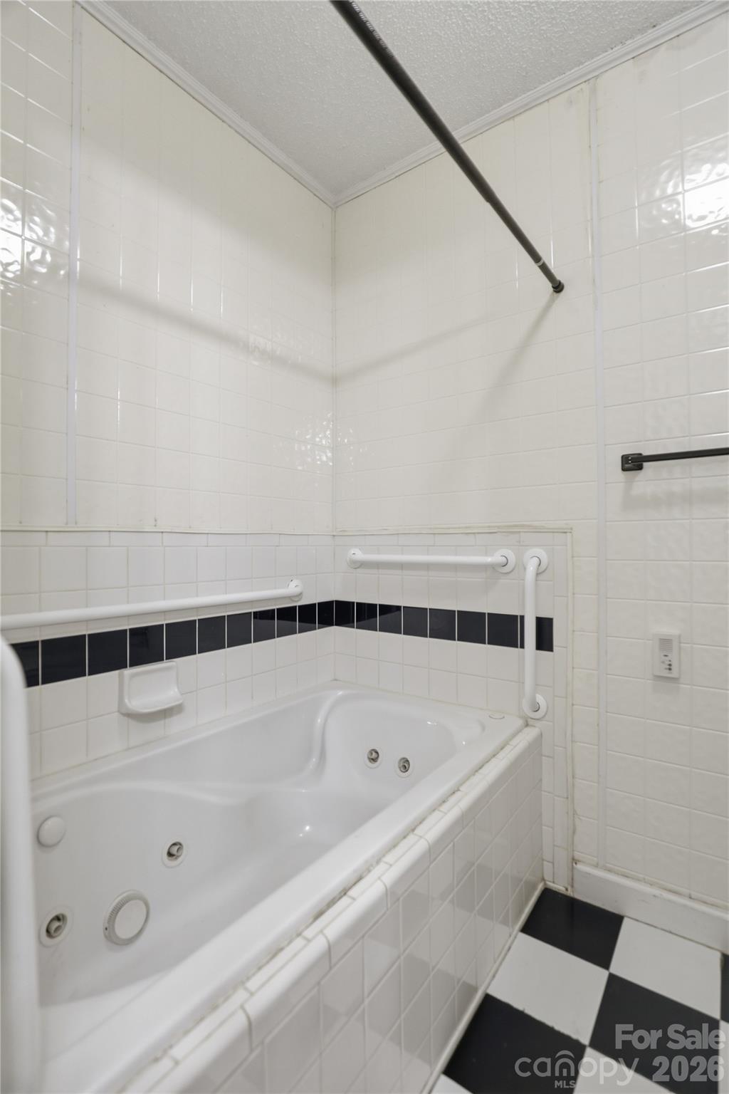 125 Southwood Park Road Property Photo 24