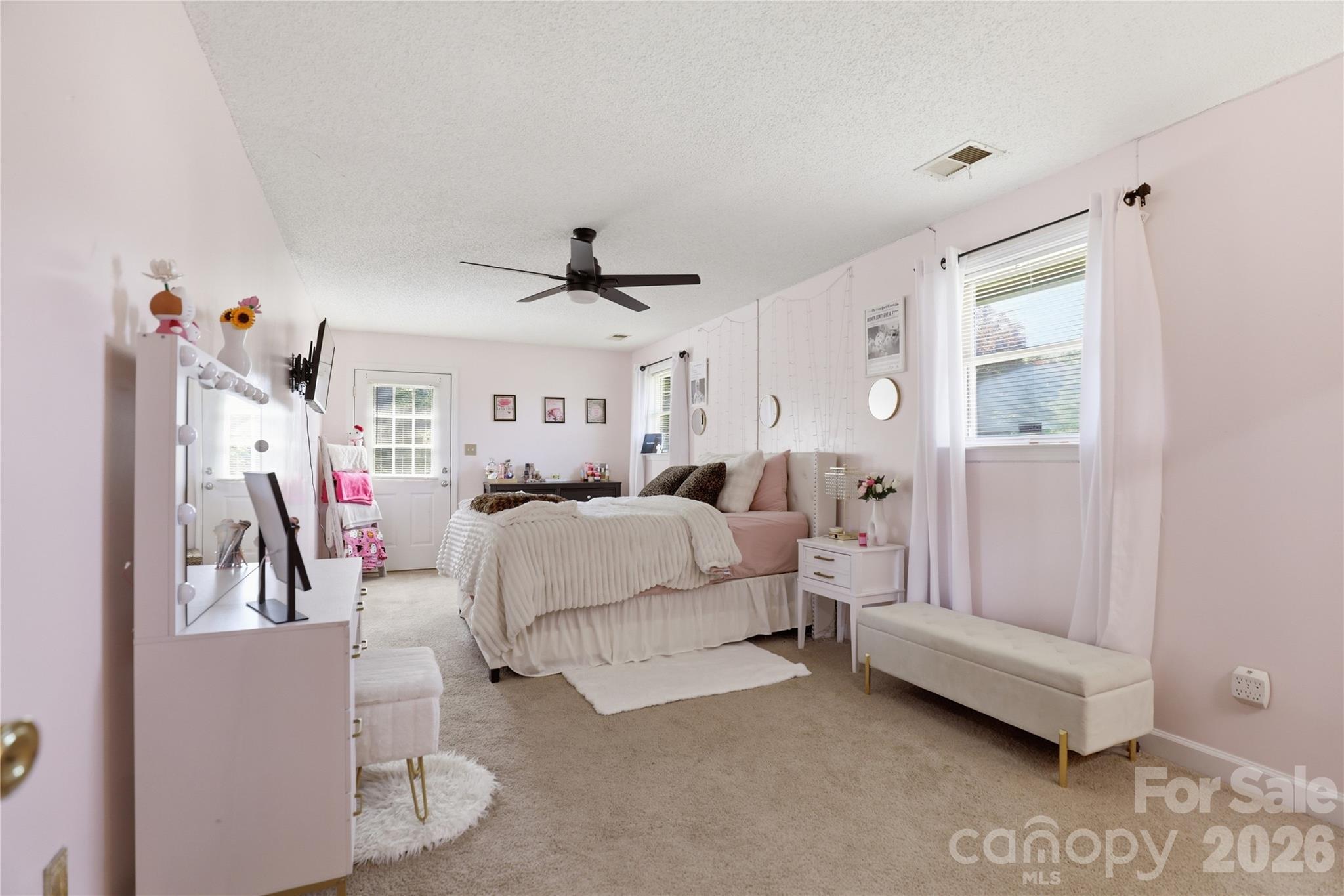 125 Southwood Park Road Property Photo 28