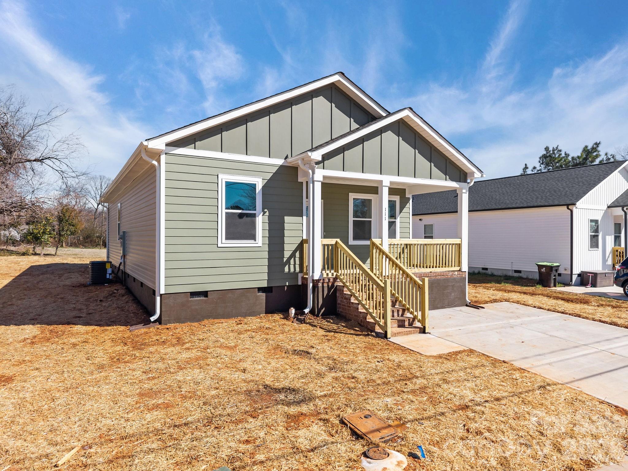 111 E Earnhardt Street Property Photo 3