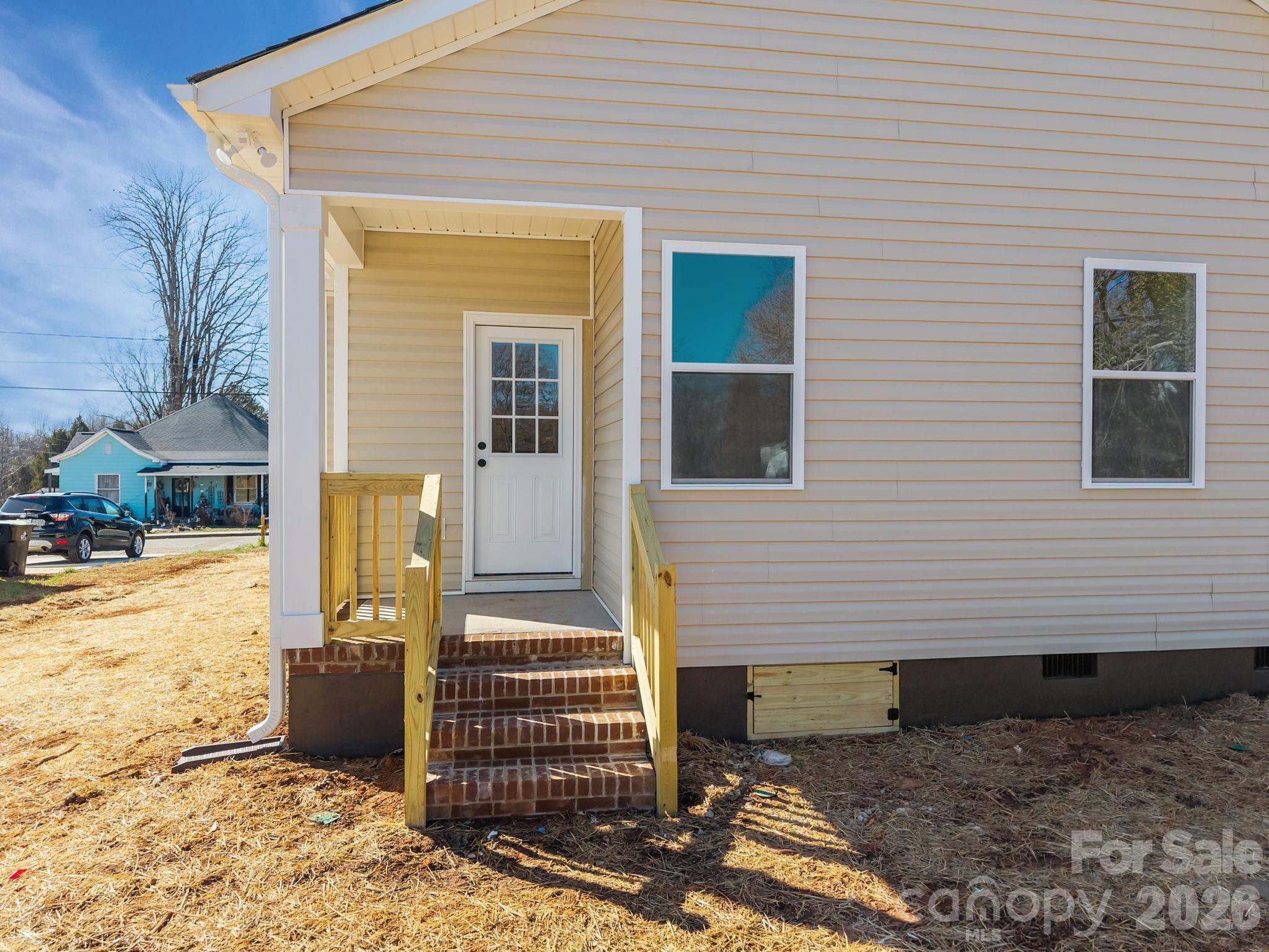 111 E Earnhardt Street Property Photo 40