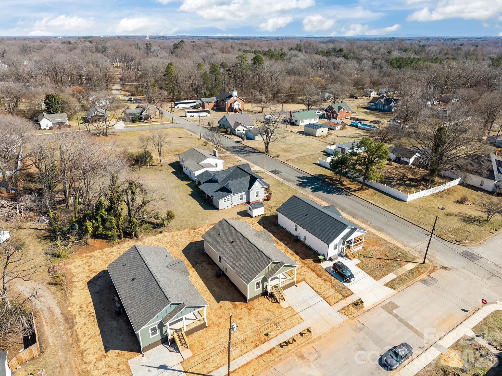 111 E Earnhardt Street Property Photo 42