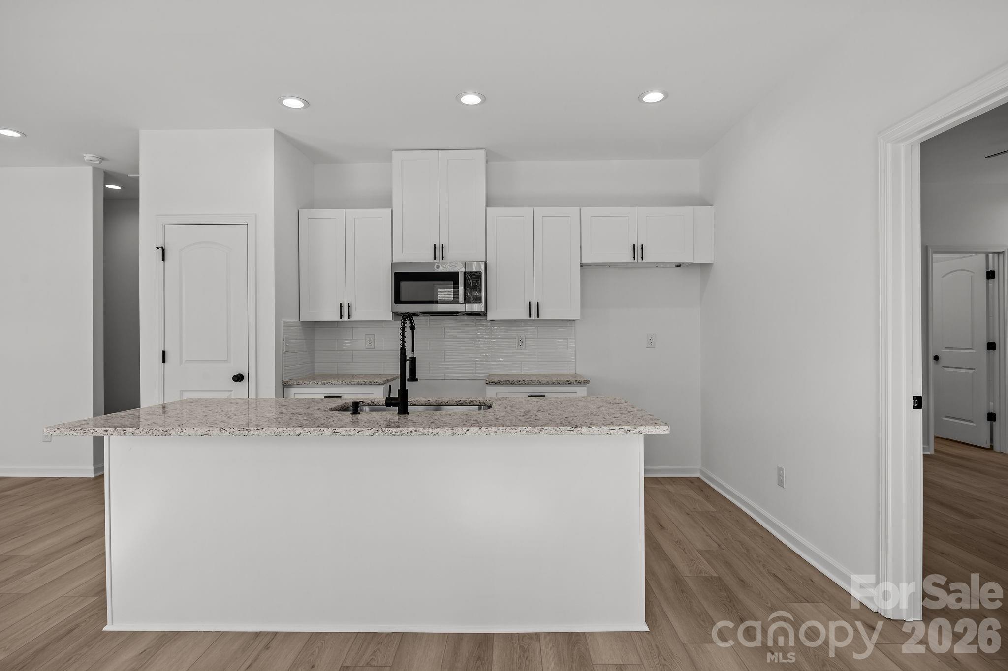 109 E Earnhardt Street Property Photo 16