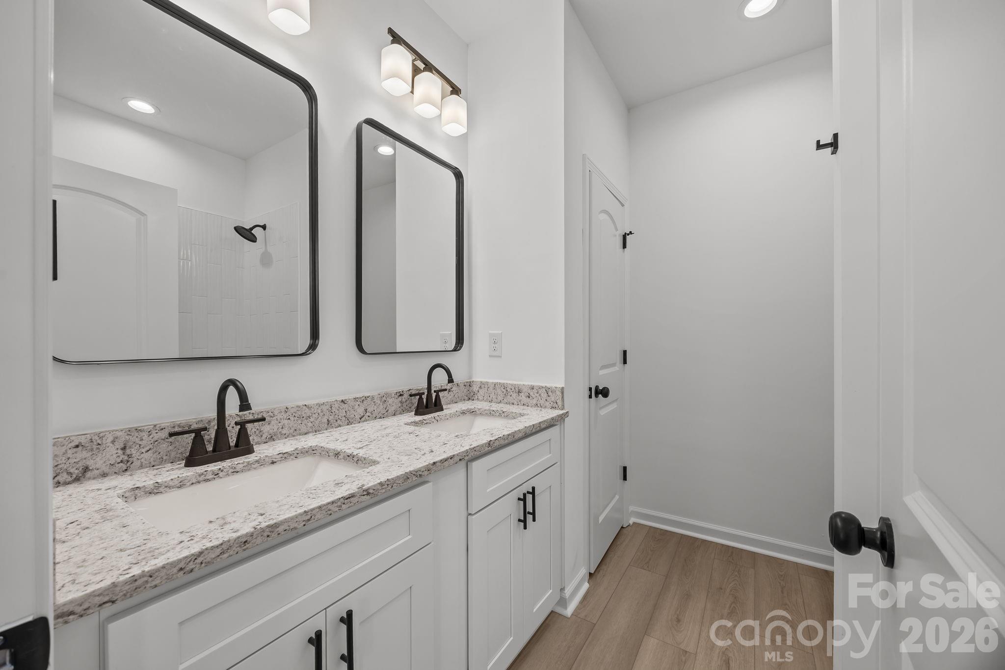 109 E Earnhardt Street Property Photo 23