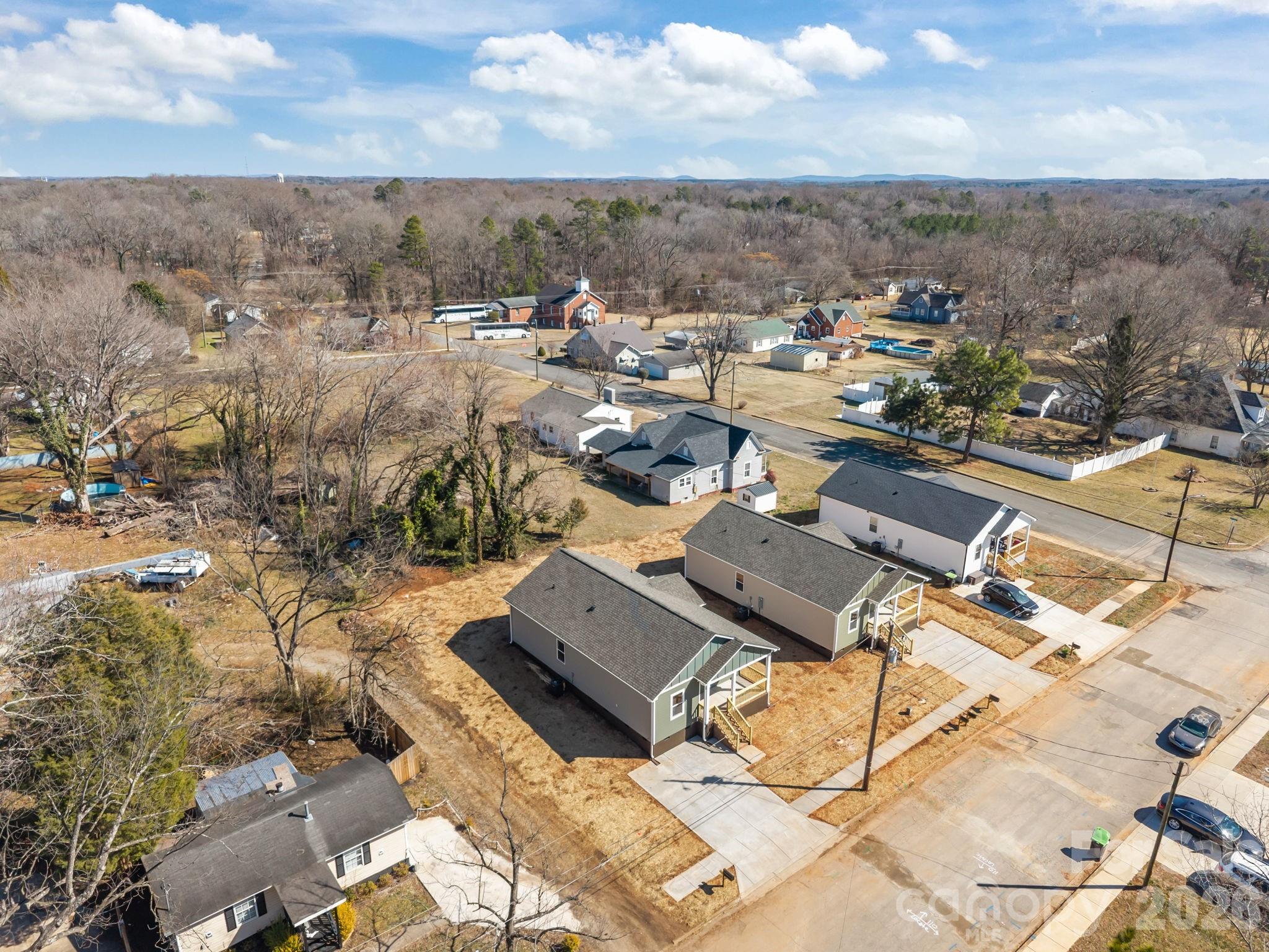 109 E Earnhardt Street Property Photo 35